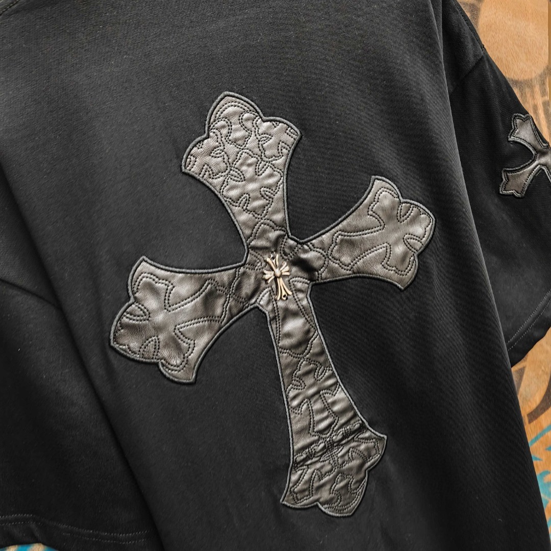Chrome Hearts 克罗心 马蹄十字架拼皮绣花圆领短袖 T恤 白色 黑色 A0