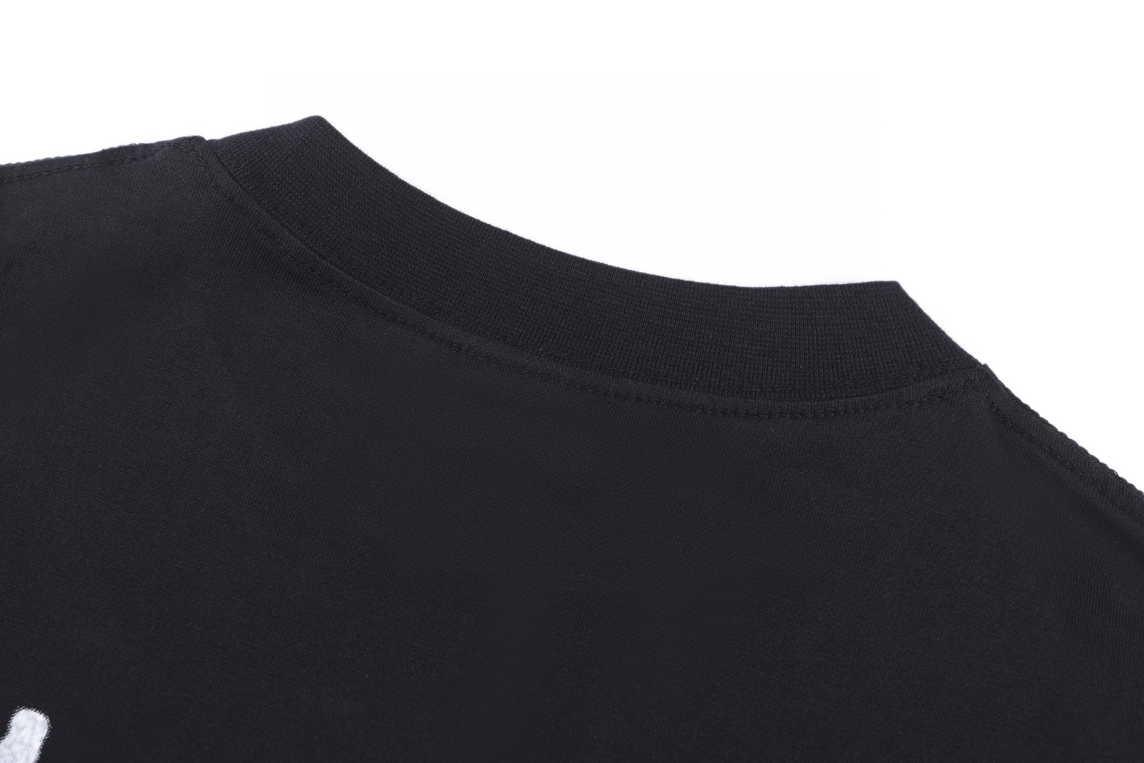 Balenciaga 巴黎世家 模糊字母圆领短袖 T恤 夏季 白色 黑色 A0 641675TOVO53307