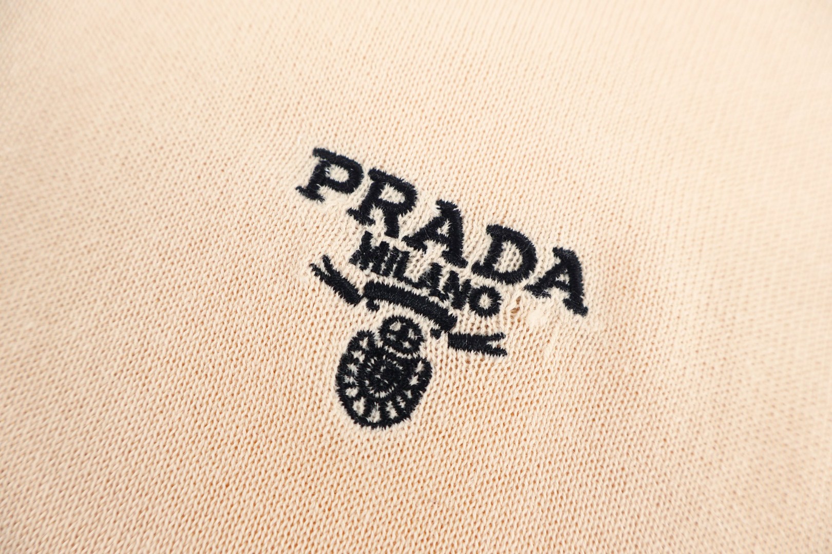 PRADA 普拉达 刺绣翻领针织Polo衫 短袖 T恤 夏季 黑色 杏色 A5