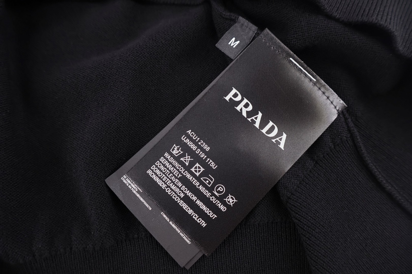 PRADA 普拉达 刺绣翻领针织Polo衫 短袖 T恤 夏季 黑色 杏色 A5