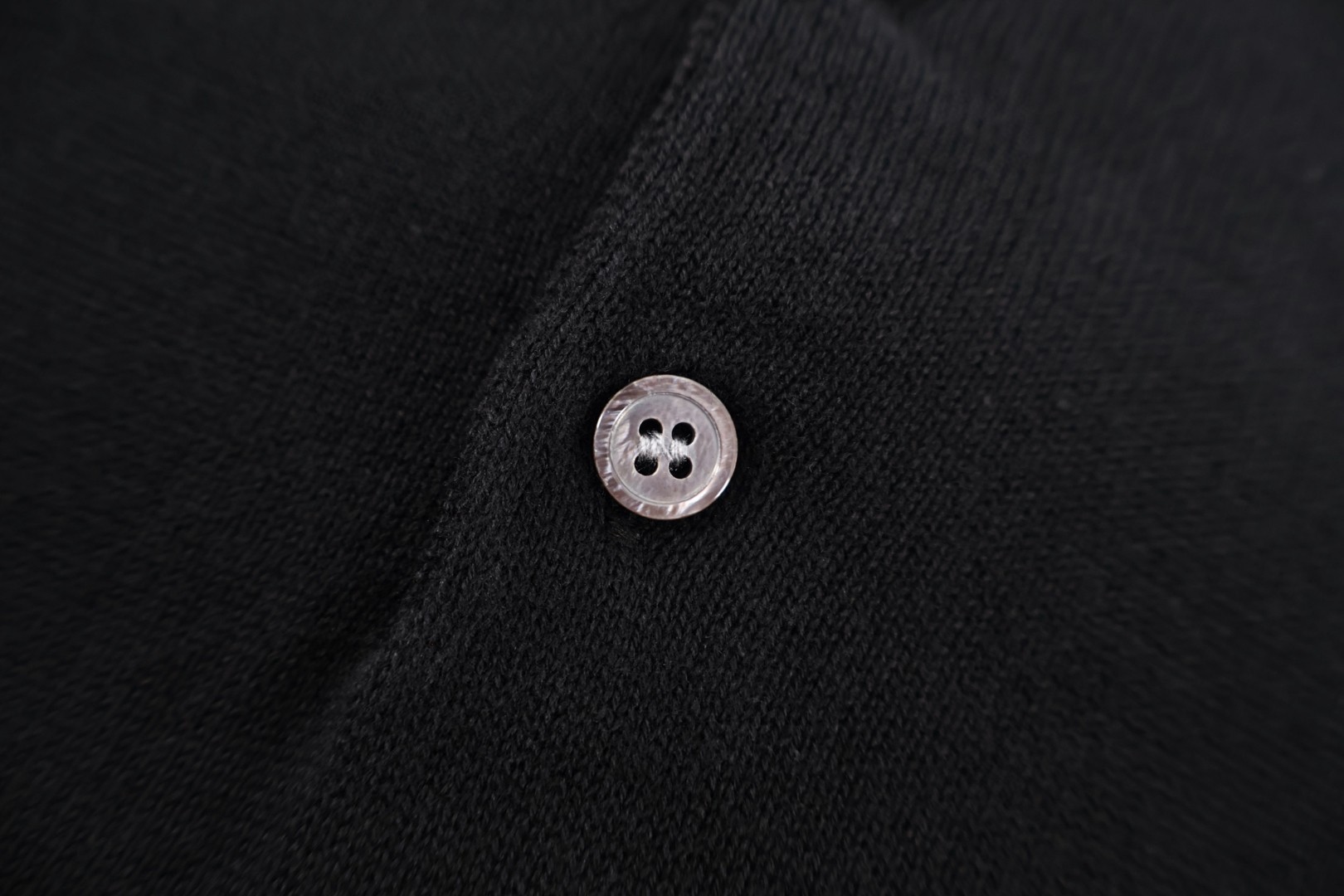 PRADA 普拉达 刺绣翻领针织Polo衫 短袖 T恤 夏季 黑色 杏色 A5