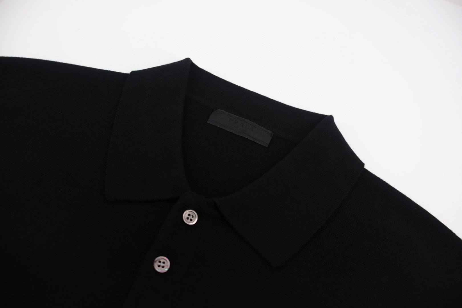 PRADA 普拉达 刺绣翻领针织Polo衫 短袖 T恤 夏季 黑色 杏色 A5