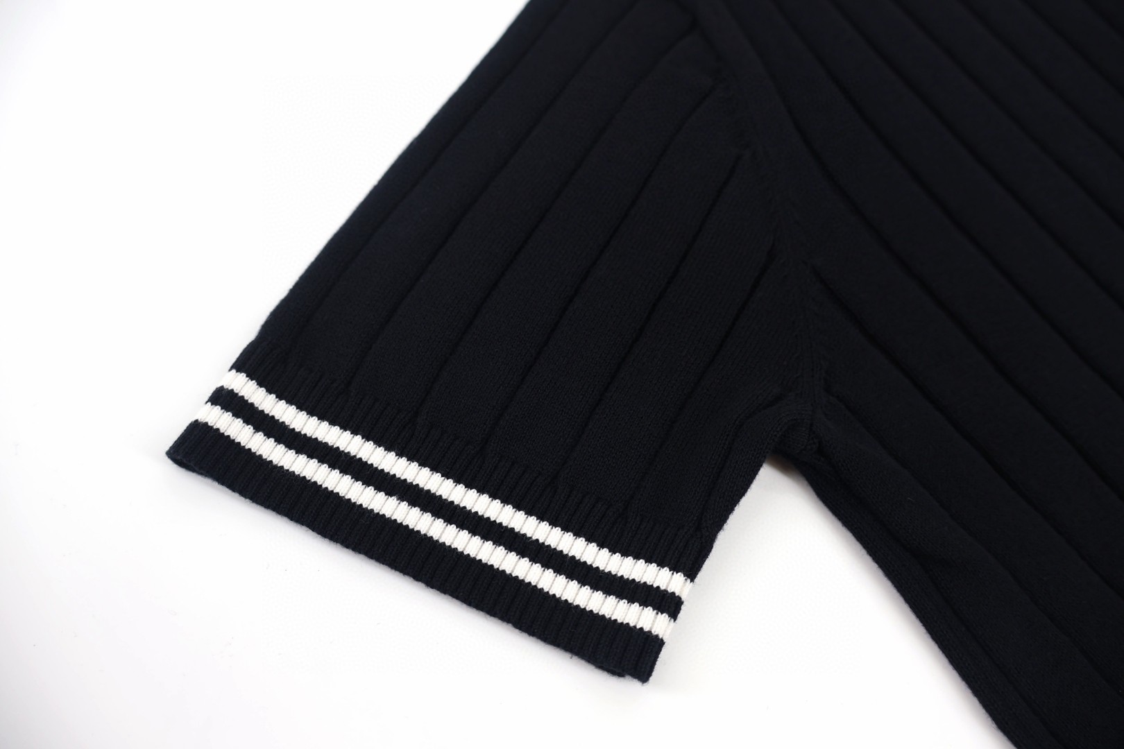 Brunello Cucinelli BC 绞花老钱风针织圆领短袖 T恤 灰色 杏色 黑色 A5