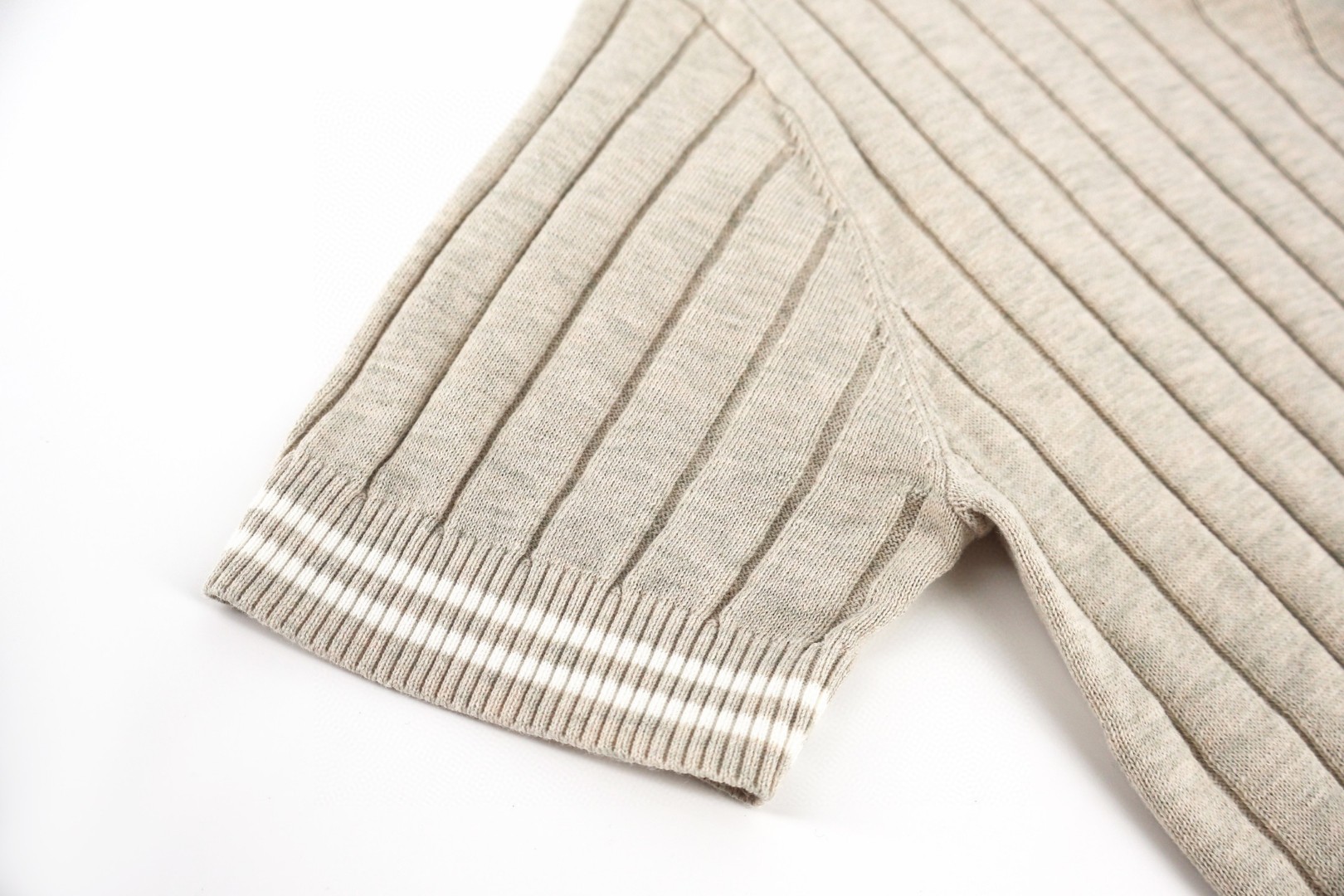 Brunello Cucinelli BC 绞花老钱风针织圆领短袖 T恤 灰色 杏色 黑色 A5