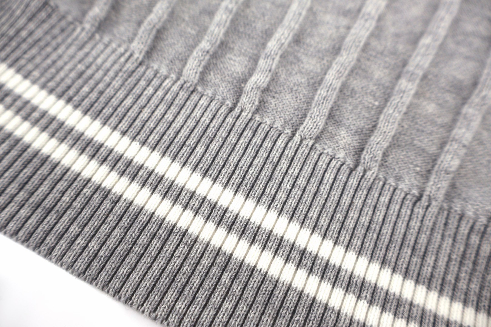 Brunello Cucinelli BC 绞花老钱风针织圆领短袖 T恤 灰色 杏色 黑色 A5