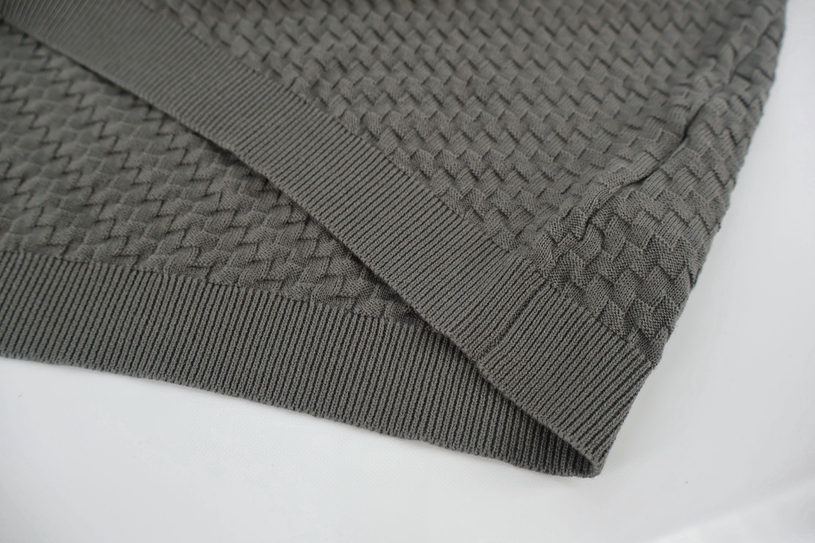 EMPORIO ARMANI 阿玛尼 老钱风绞花编织短袖针织衫 T恤 夏款 灰色 蓝色 A5 EM001572-AF14851-F8086