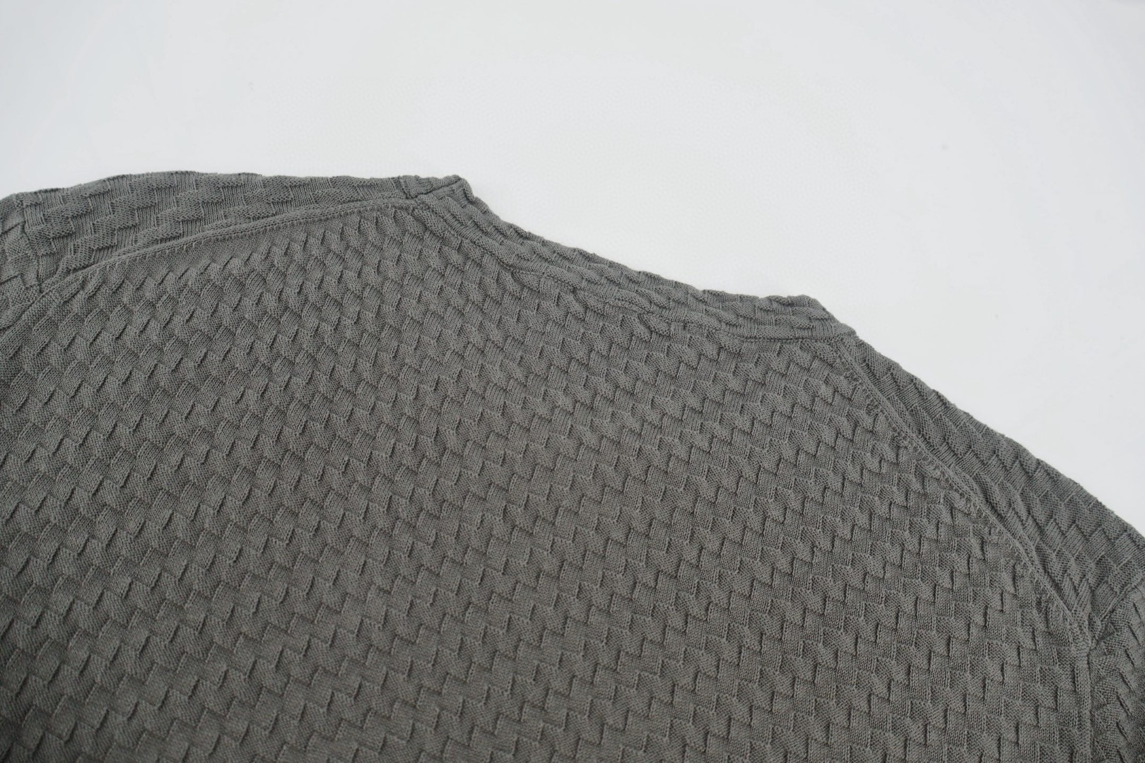 EMPORIO ARMANI 阿玛尼 老钱风绞花编织短袖针织衫 T恤 夏款 灰色 蓝色 A5 EM001572-AF14851-F8086