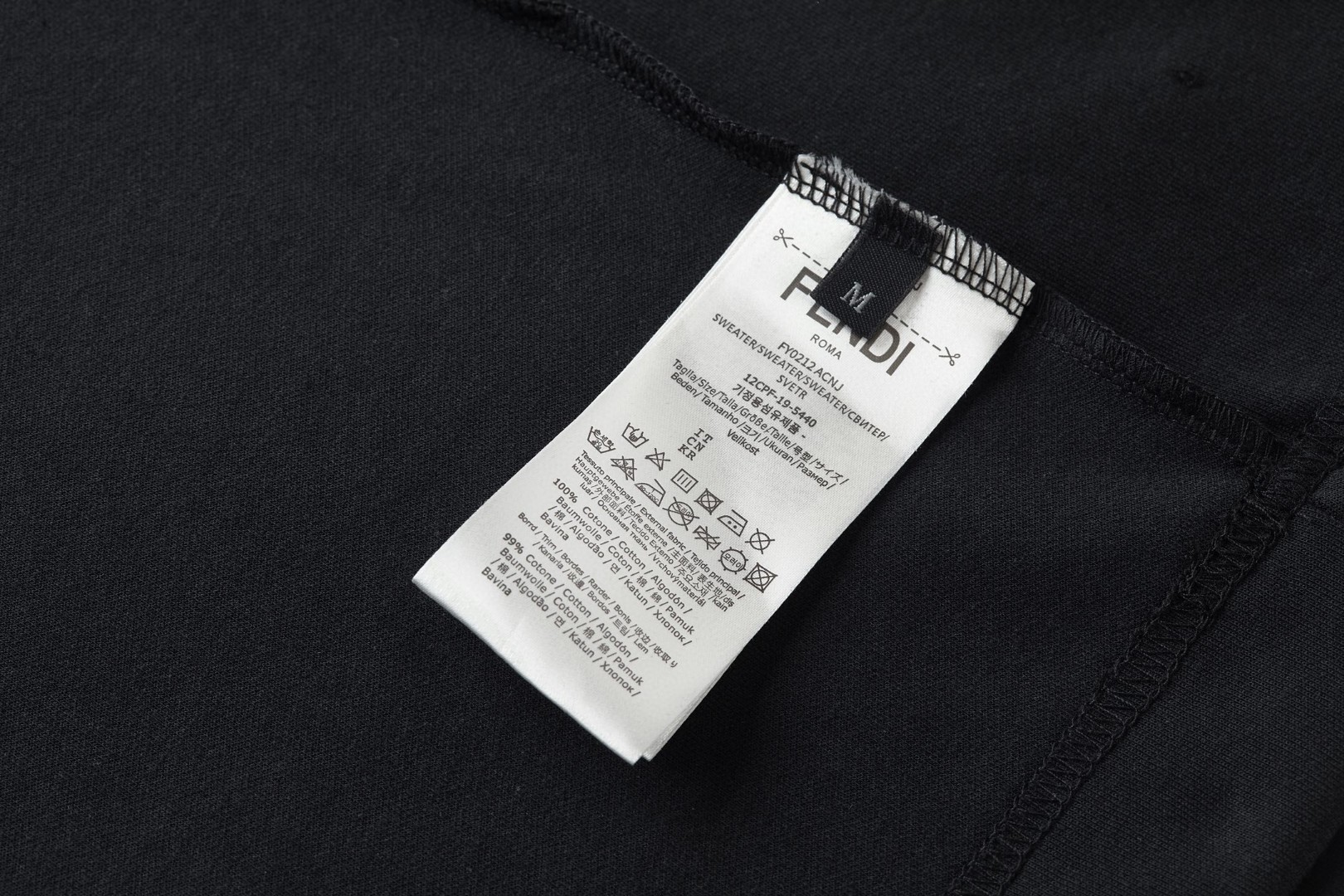 FENDI 芬迪 拉链口袋印花标识圆领T恤 短袖 套头 夏季 白色 蓝色 黑色 A0 FY0936ARYRF0QA0