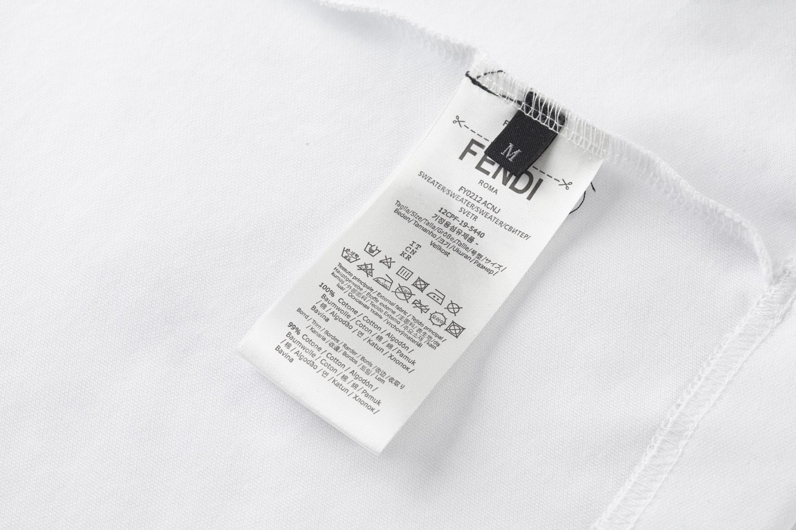 FENDI 芬迪 拉链口袋印花标识圆领T恤 短袖 套头 夏季 白色 蓝色 黑色 A0 FY0936ARYRF0QA0