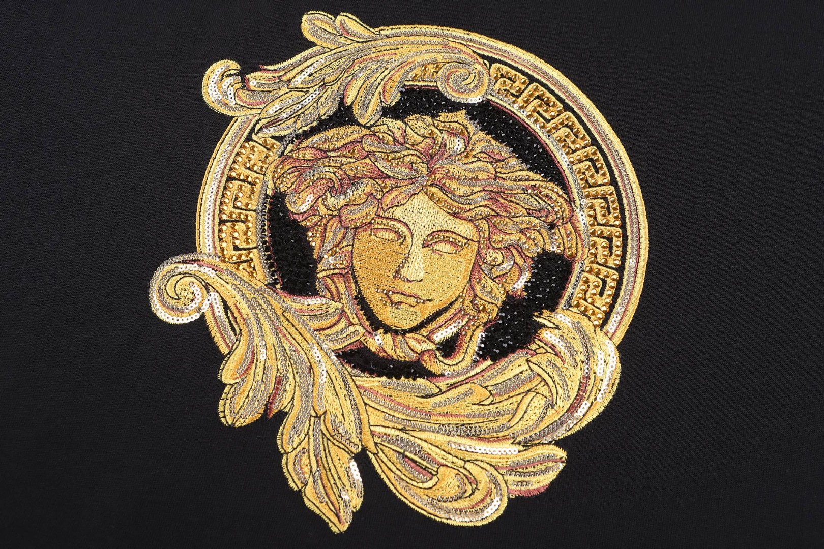 Versace 范思哲 美杜莎刺绣圆领短袖 T恤 夏款 灰色 黑色 A0 1013944-1A16721-1B000