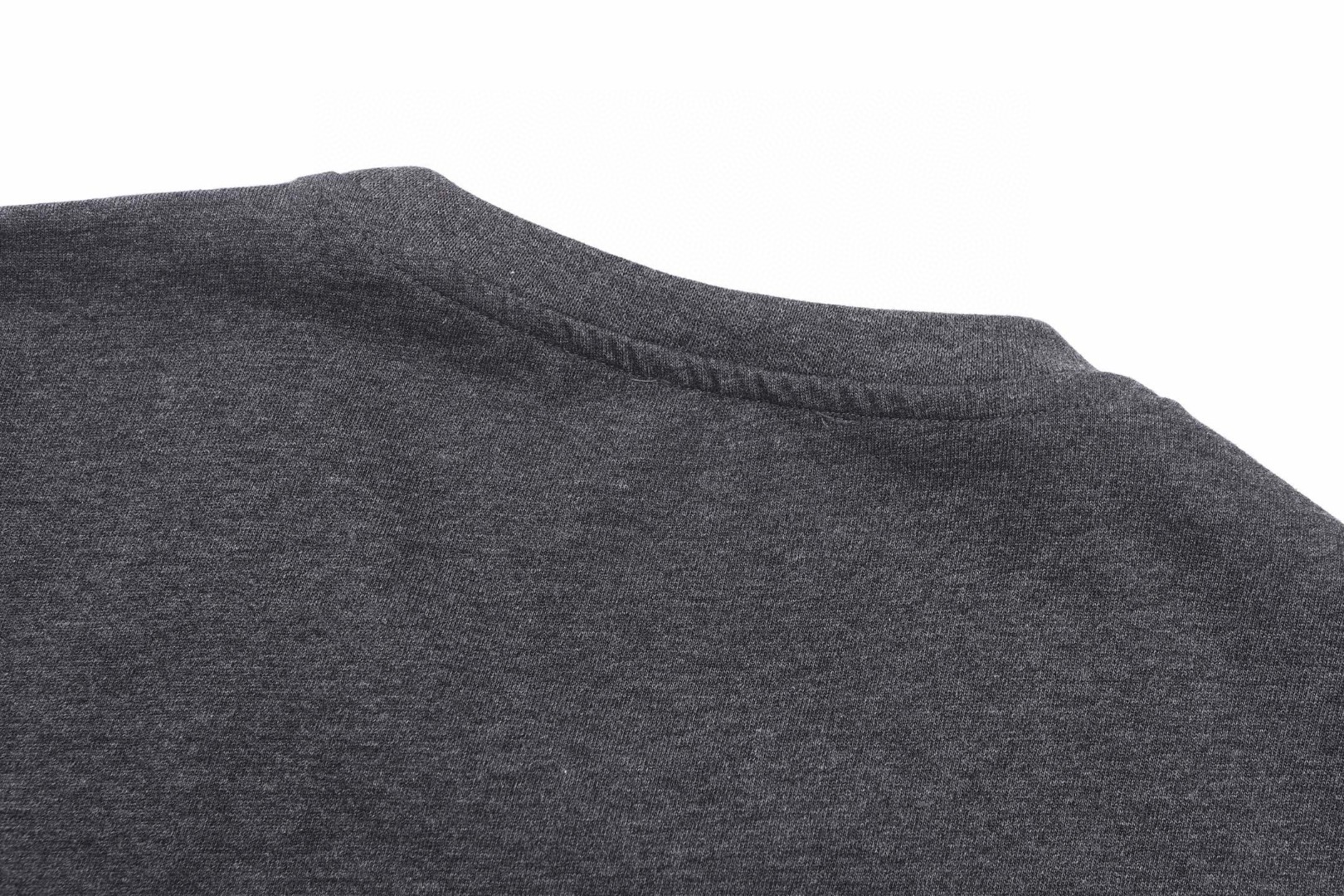 Versace 范思哲 美杜莎刺绣圆领短袖 T恤 夏款 灰色 黑色 A0 1013944-1A16721-1B000