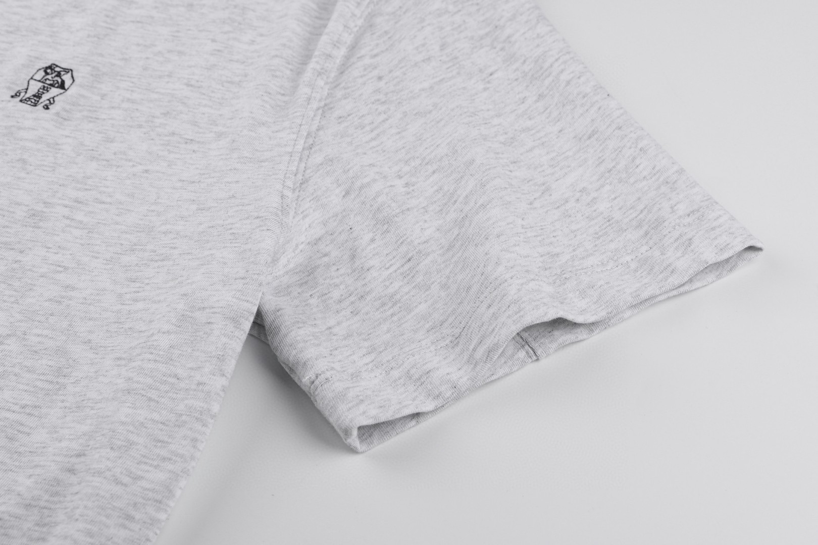 Brunello Cucinelli BC 圆领短袖 T恤 黑色 白色 A0 M0T611550G-CD714