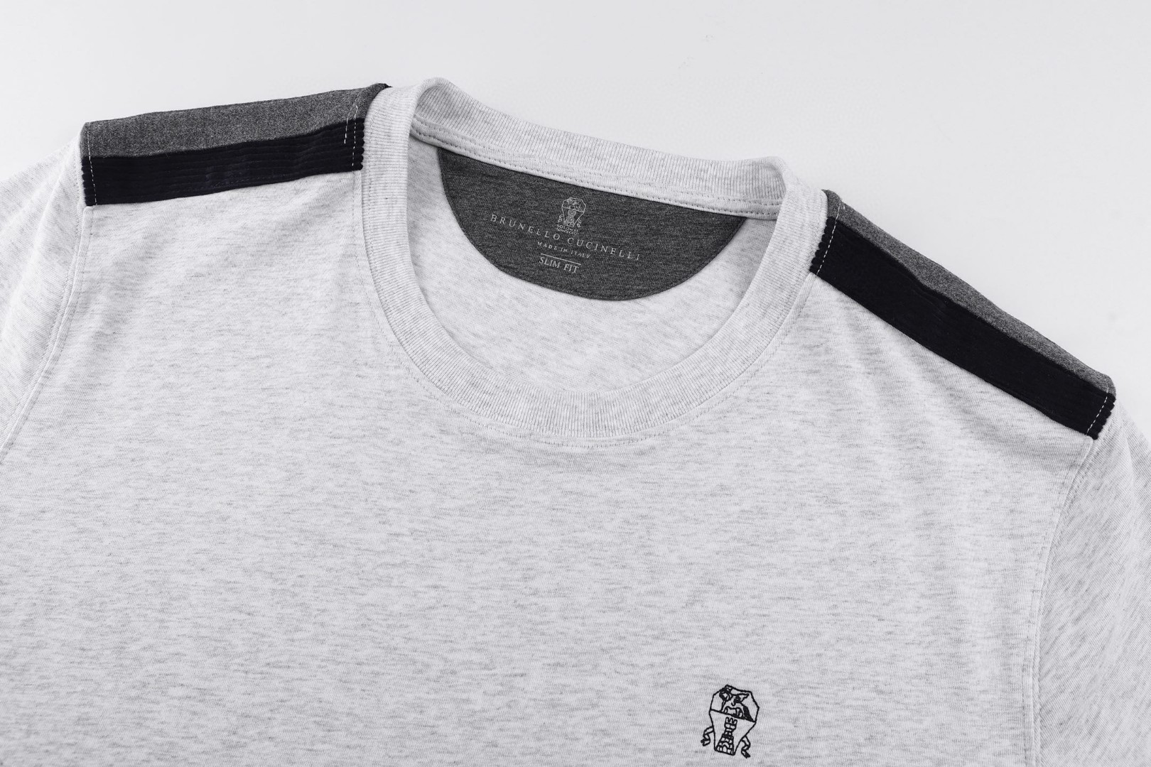 Brunello Cucinelli BC 圆领短袖 T恤 黑色 白色 A0 M0T611550G-CD714