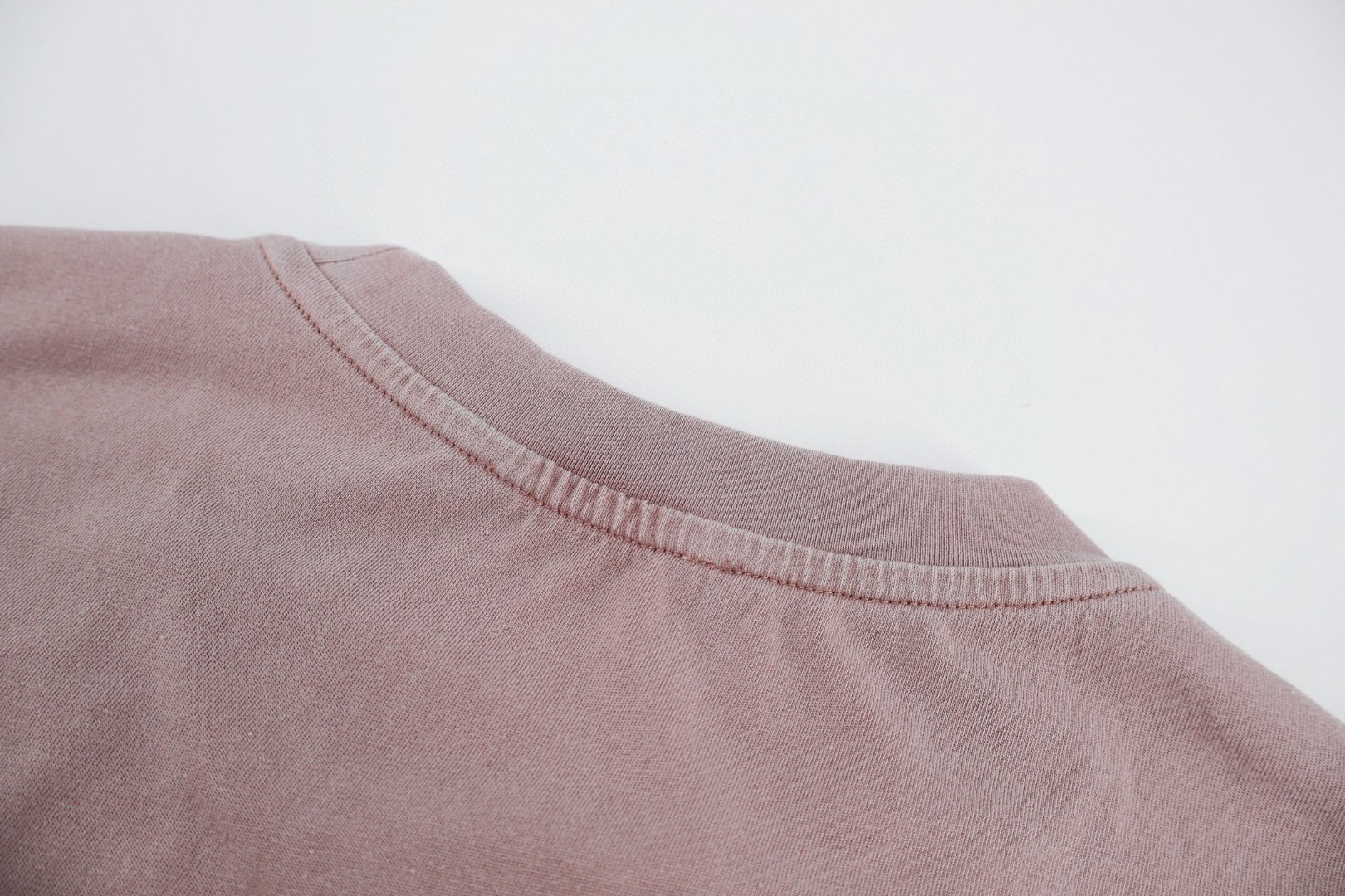 LOUIS VUITTON 路易威登 皮标圆领短袖 T恤 夏款 藕粉色 A0 1AJUCP