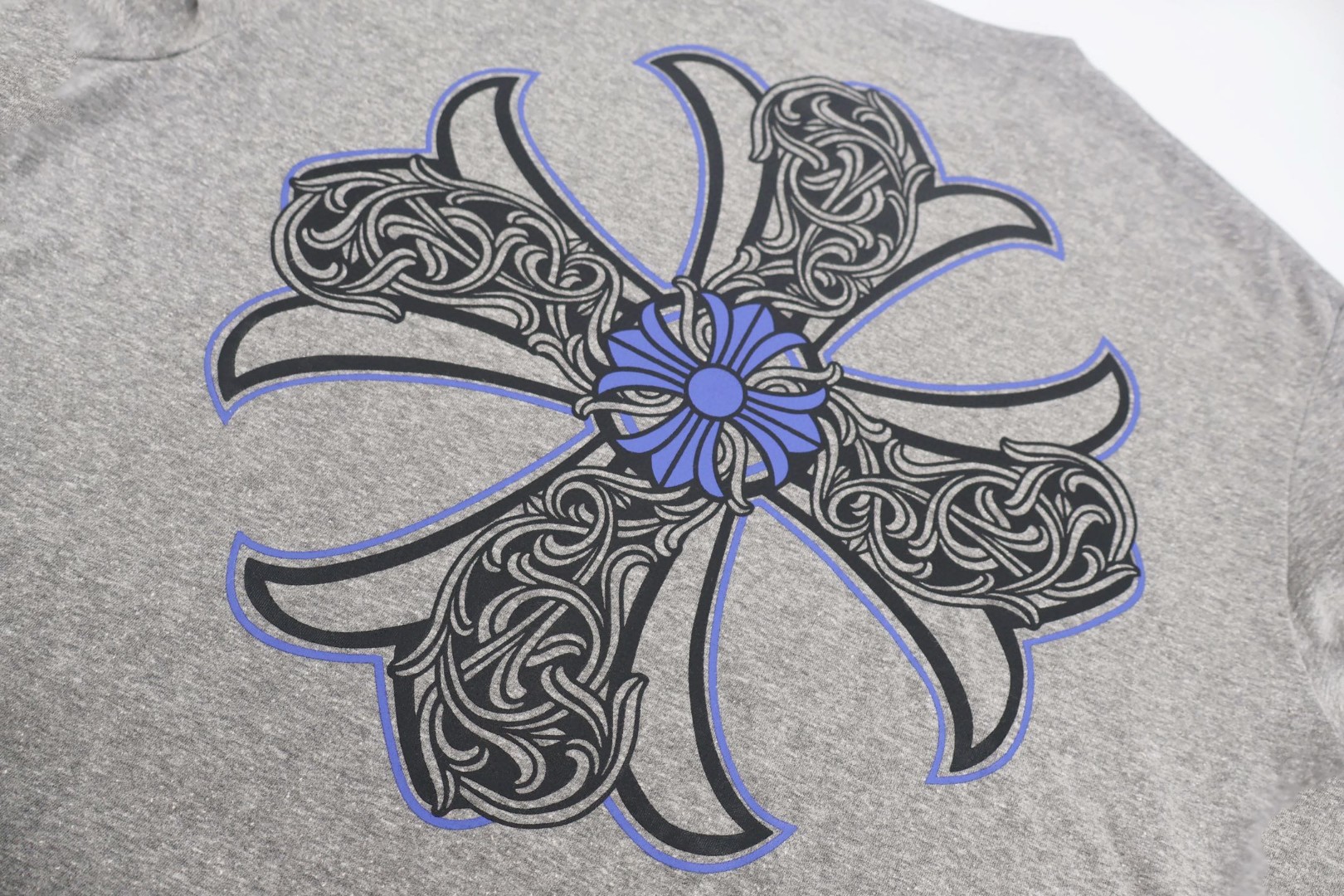 Chrome Hearts CH 克罗心 十字架藤花圆领短袖 T恤 花灰色 A2  