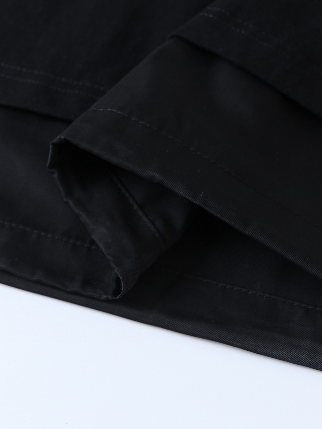 PRADA 普拉达 尼龙拼接圆领短袖 T恤 白色 黑色 A02 UJN742-1YYA-F0N40-S-202