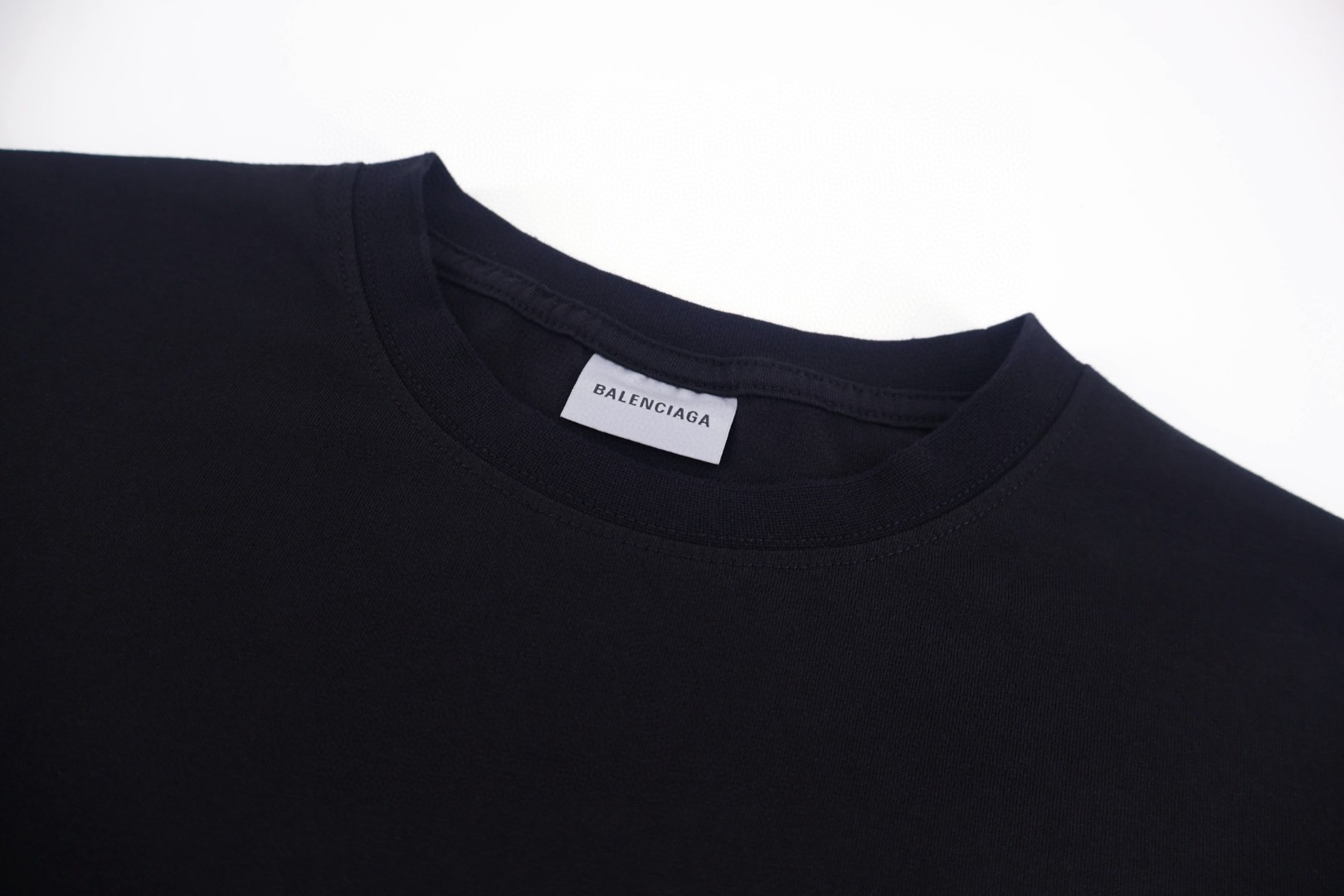 Balenciaga 巴黎世家 城堡古堡印花圆领短袖 T恤 夏季 黑色 A2 764235TUVE41000