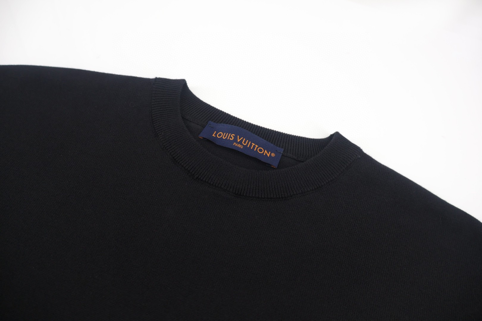 LOUIS VUITTON 路易威登 暗纹老花贴布口袋针织短袖 针织衫 黑色 B0 1AJRLX