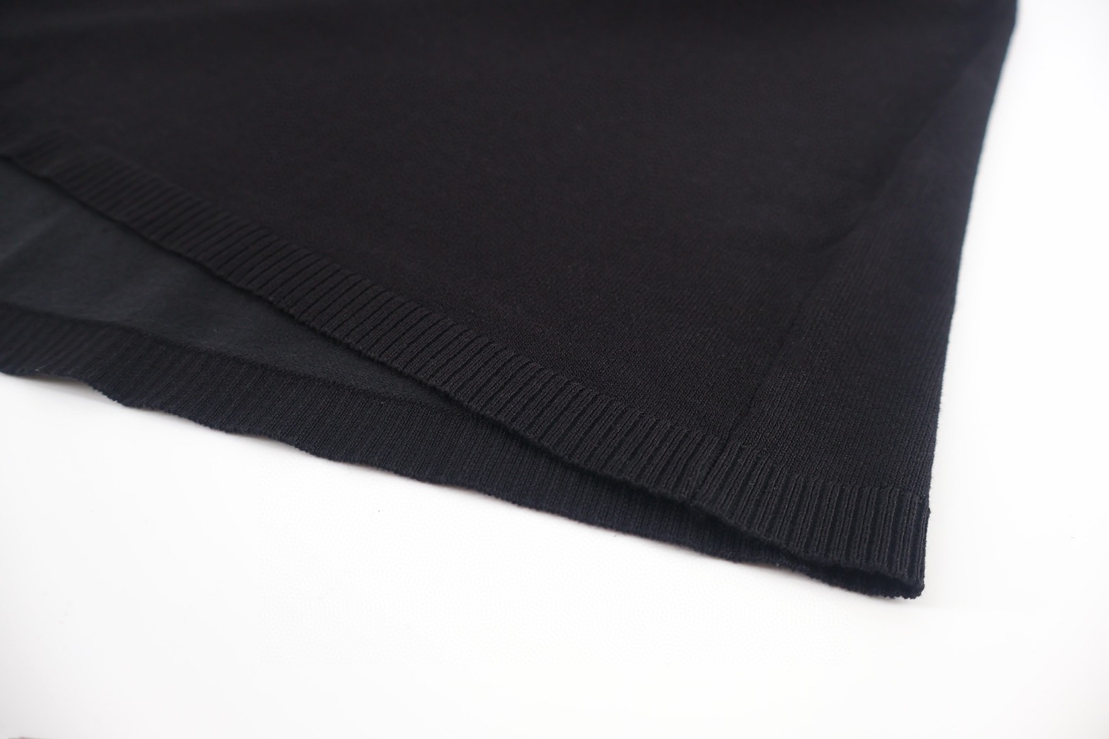 LOUIS VUITTON 路易威登 暗纹老花贴布口袋针织短袖 针织衫 黑色 B0 1AJRLX