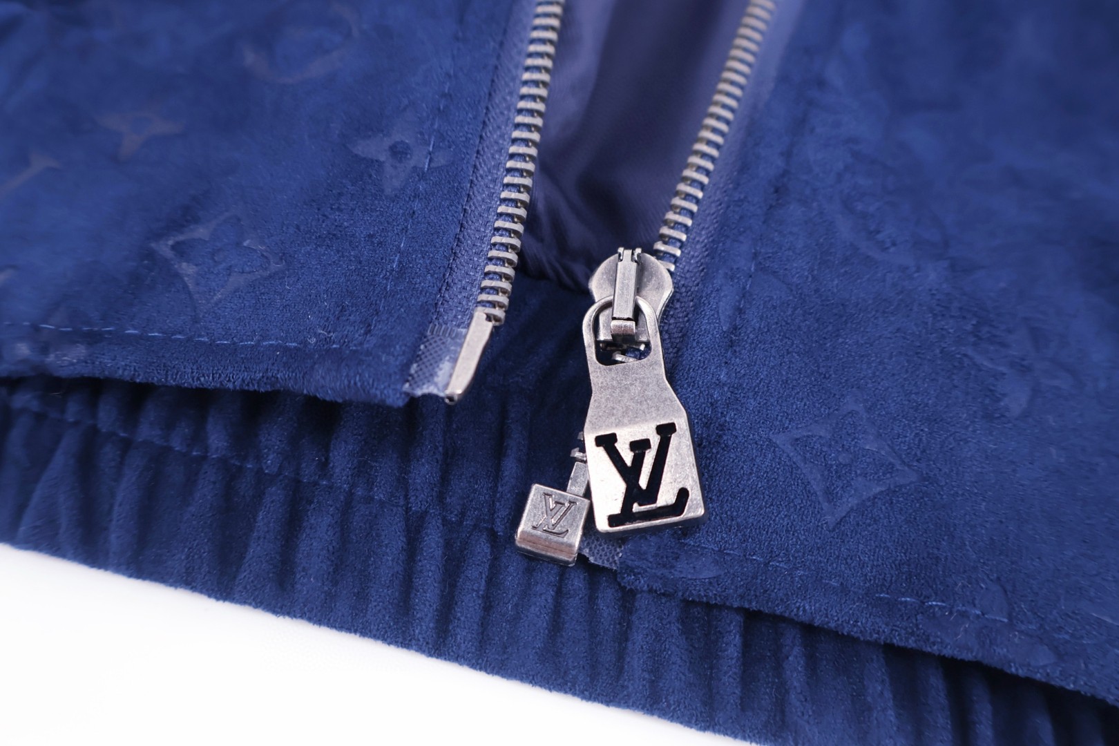 LOUIS VUITTON 路易威登 满印麂皮拉链立领夹克 外套 蓝色 C0 1AJRIH