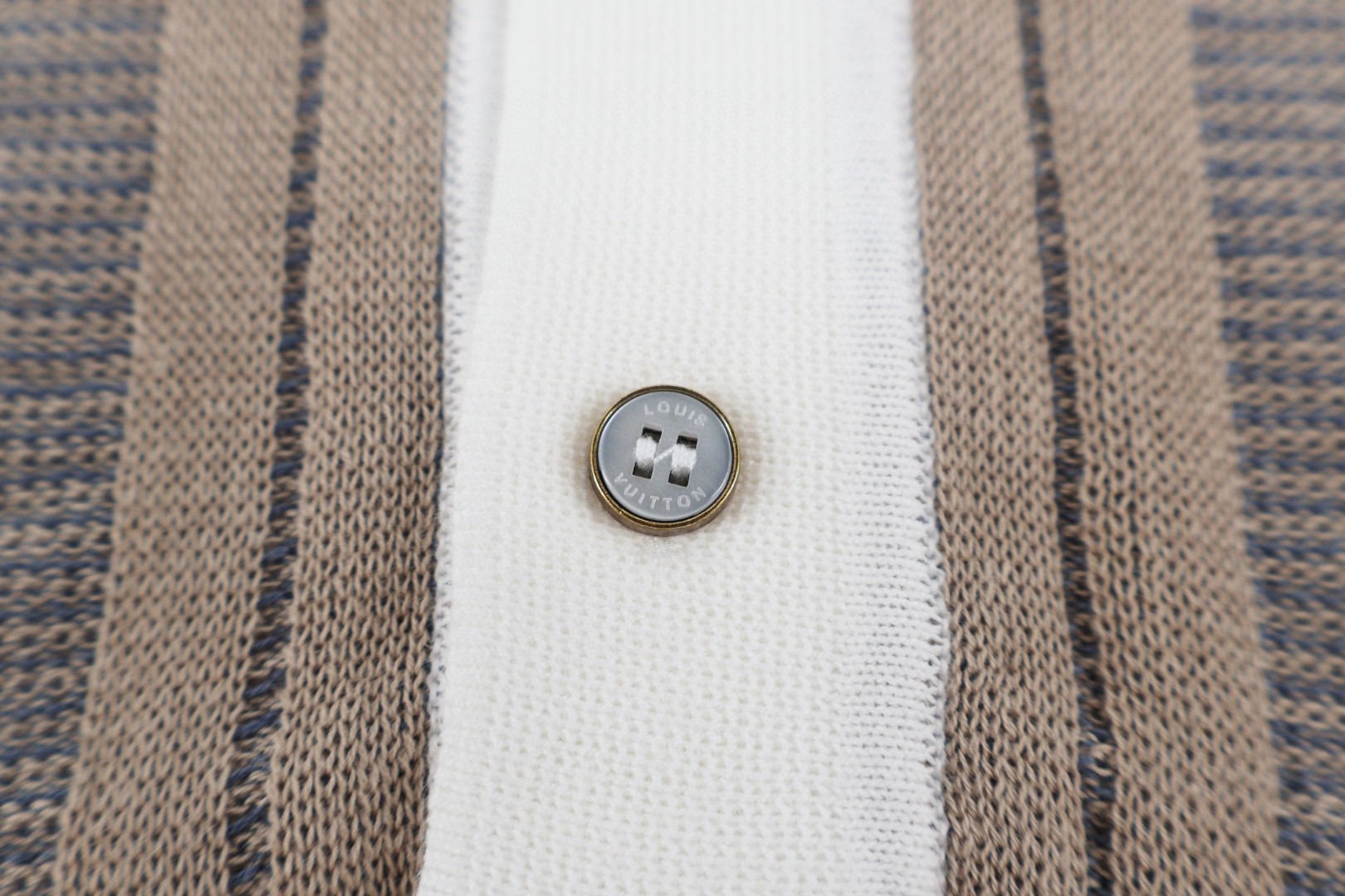 LOUIS VUITTON 路易威登 格纹提花针织短袖衬衫 针织衫 外套 白棕色 B0 HUN74WAURM11