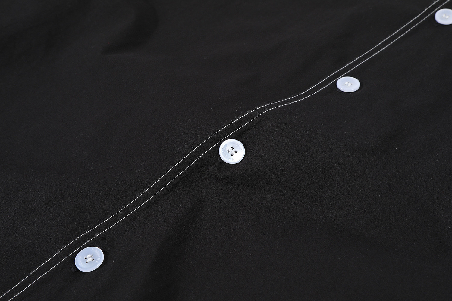 LOUIS VUITTON 路易威登 LV 字母刺绣衬衫 短袖 夏季 黑色 B0 1AFWTU