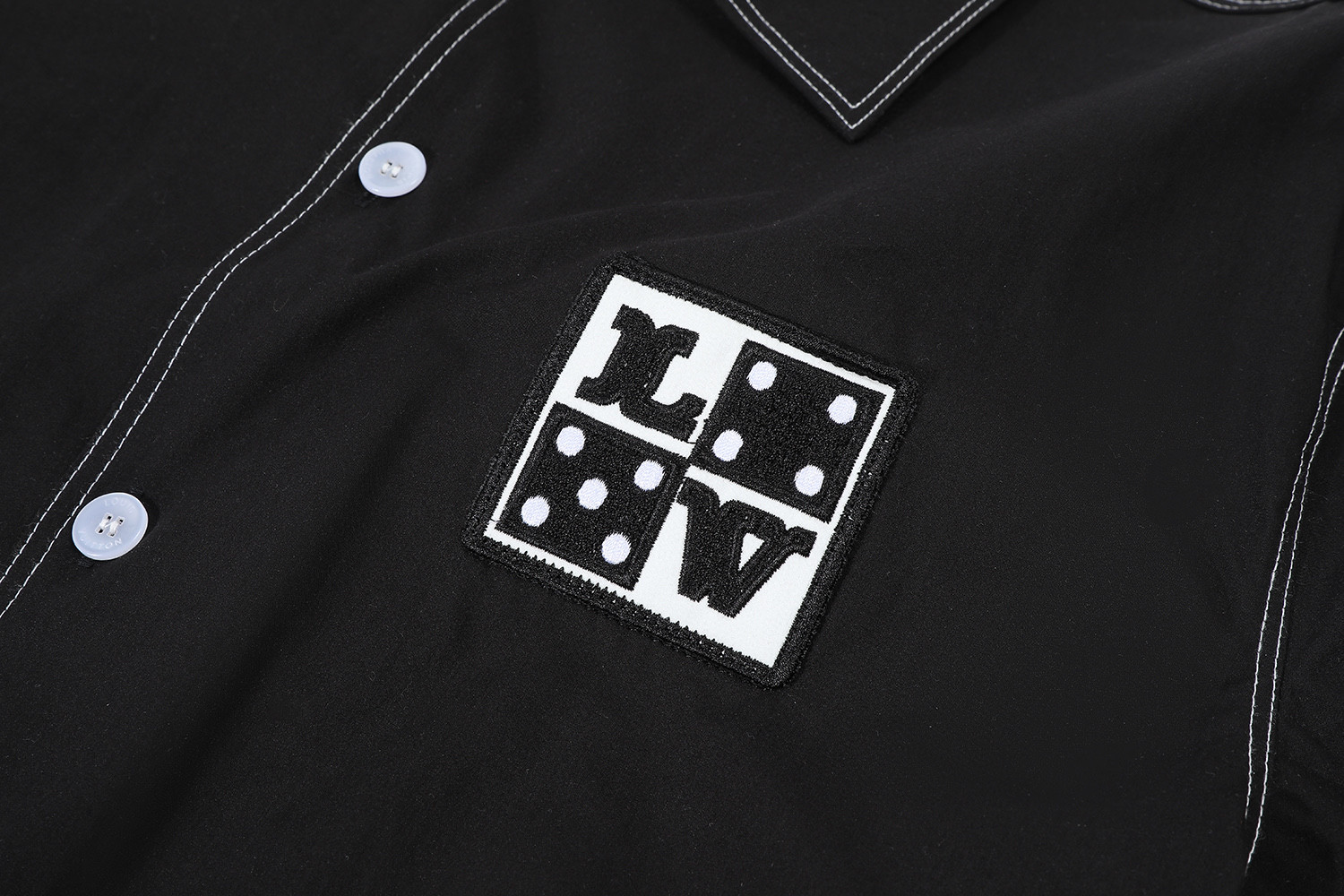 LOUIS VUITTON 路易威登 LV 字母刺绣衬衫 短袖 夏季 黑色 B0 1AFWTU