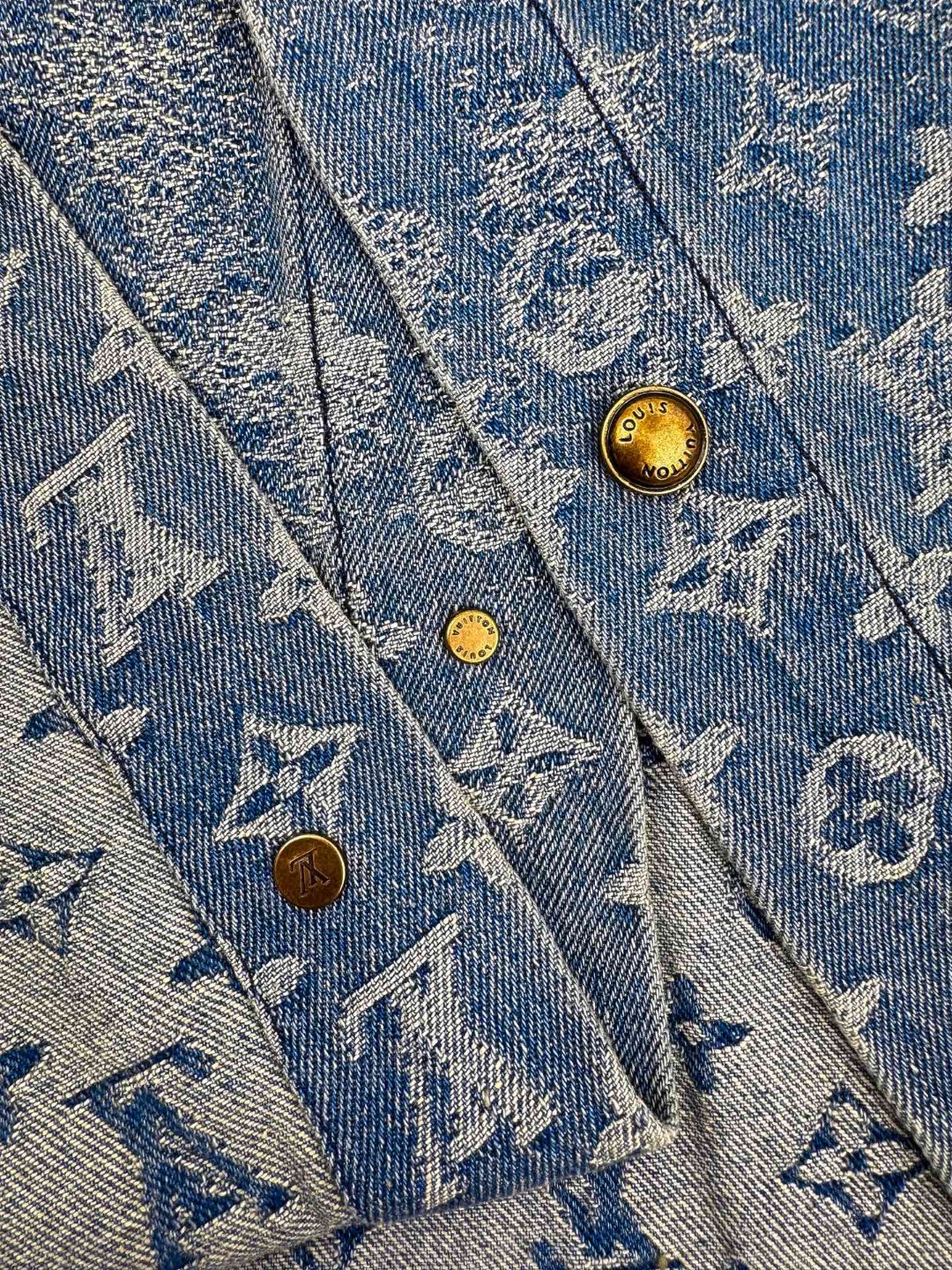 LOUIS VUITTON 路易威登 LV 标识牛仔衬衫 短袖 外套 蓝色 B0 1AJC88