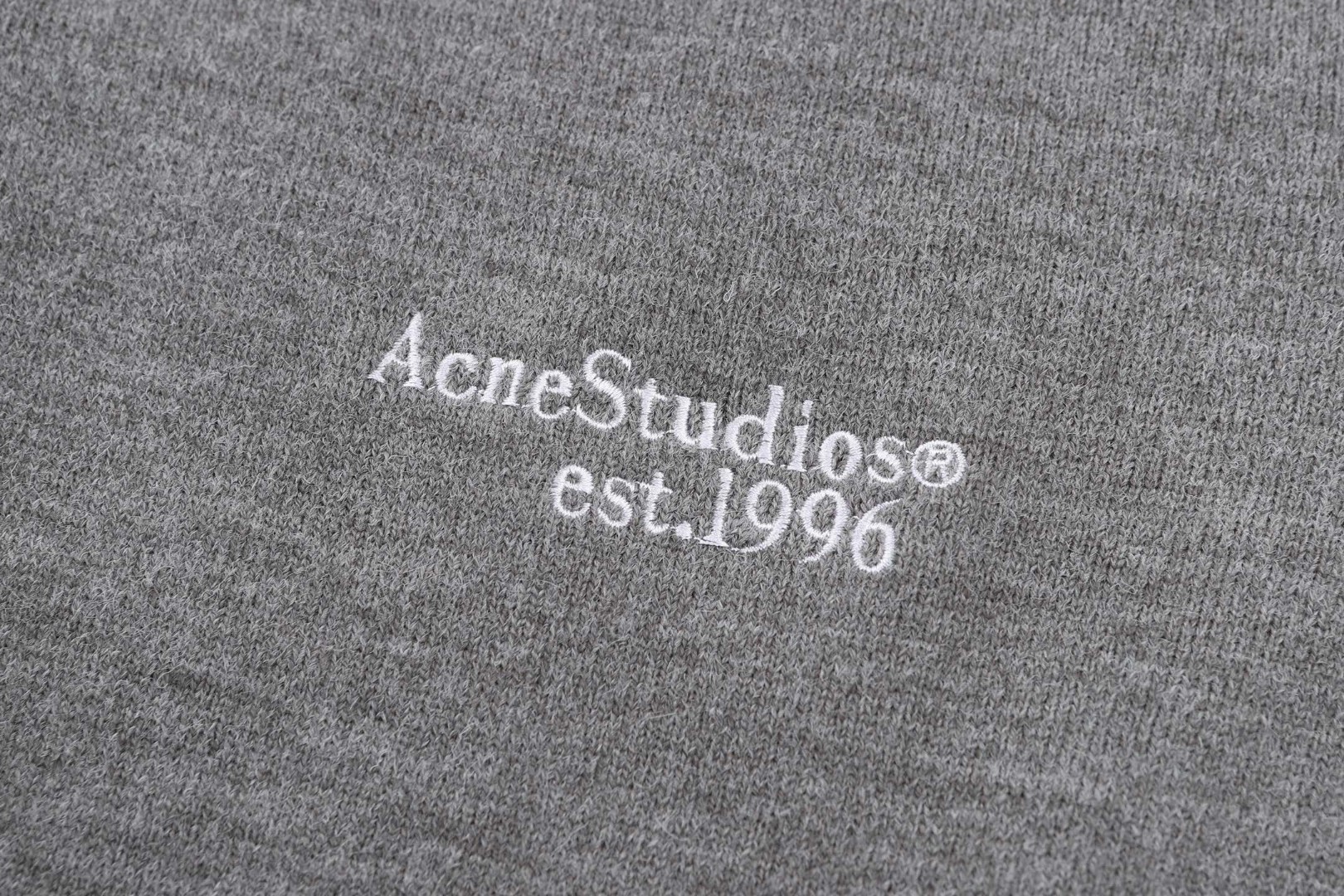 Acne Studios 刺绣logo羊毛针织衫 毛衣 长袖 灰色 B0 B60388-AA3