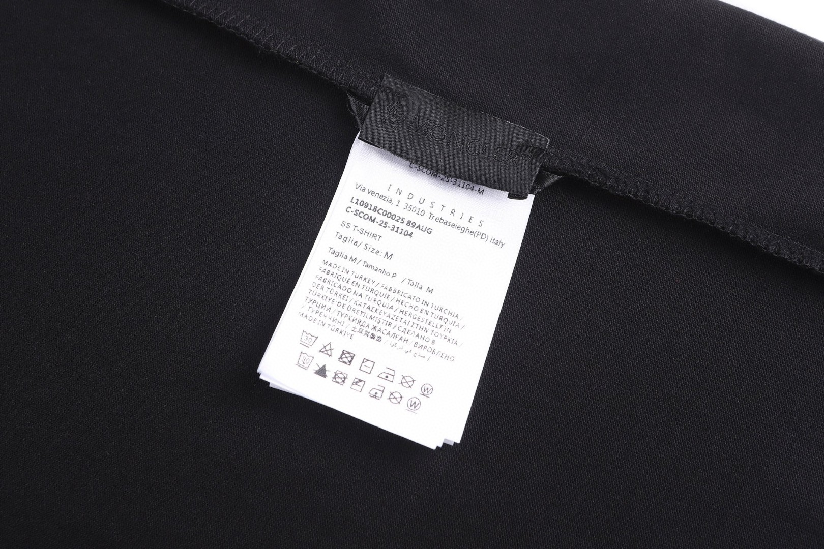 Moncler 蒙口 太空刺绣标识圆领短袖 T恤 夏季 黑色 A0 L10918C0002589AUG999