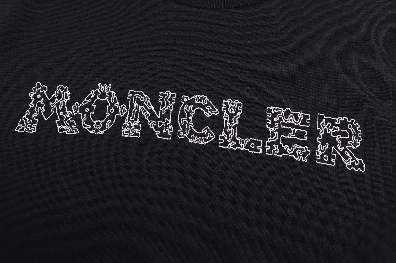 Moncler 蒙口 太空刺绣标识圆领短袖 T恤 夏季 黑色 A0 L10918C0002589AUG999