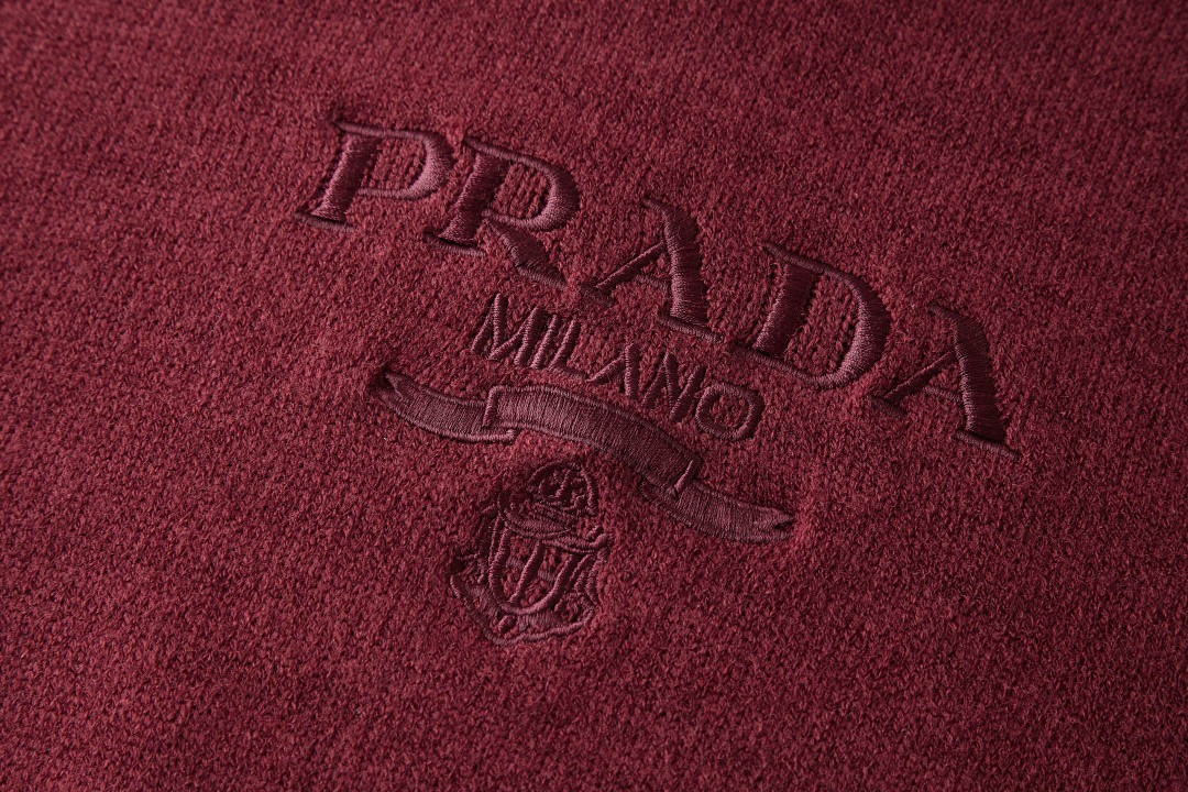 PRADA 普拉达 经典刺绣标识针织衫 短袖 T恤 短款 女款 灰色 红色 海军蓝 A7 P24Z1U-13LY-F0008-S-231
