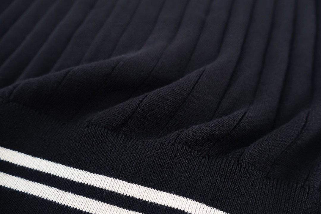 Brunello Cucinelli BC 绞花老钱风针织亨利领短袖 T恤 灰色 黑色 B0