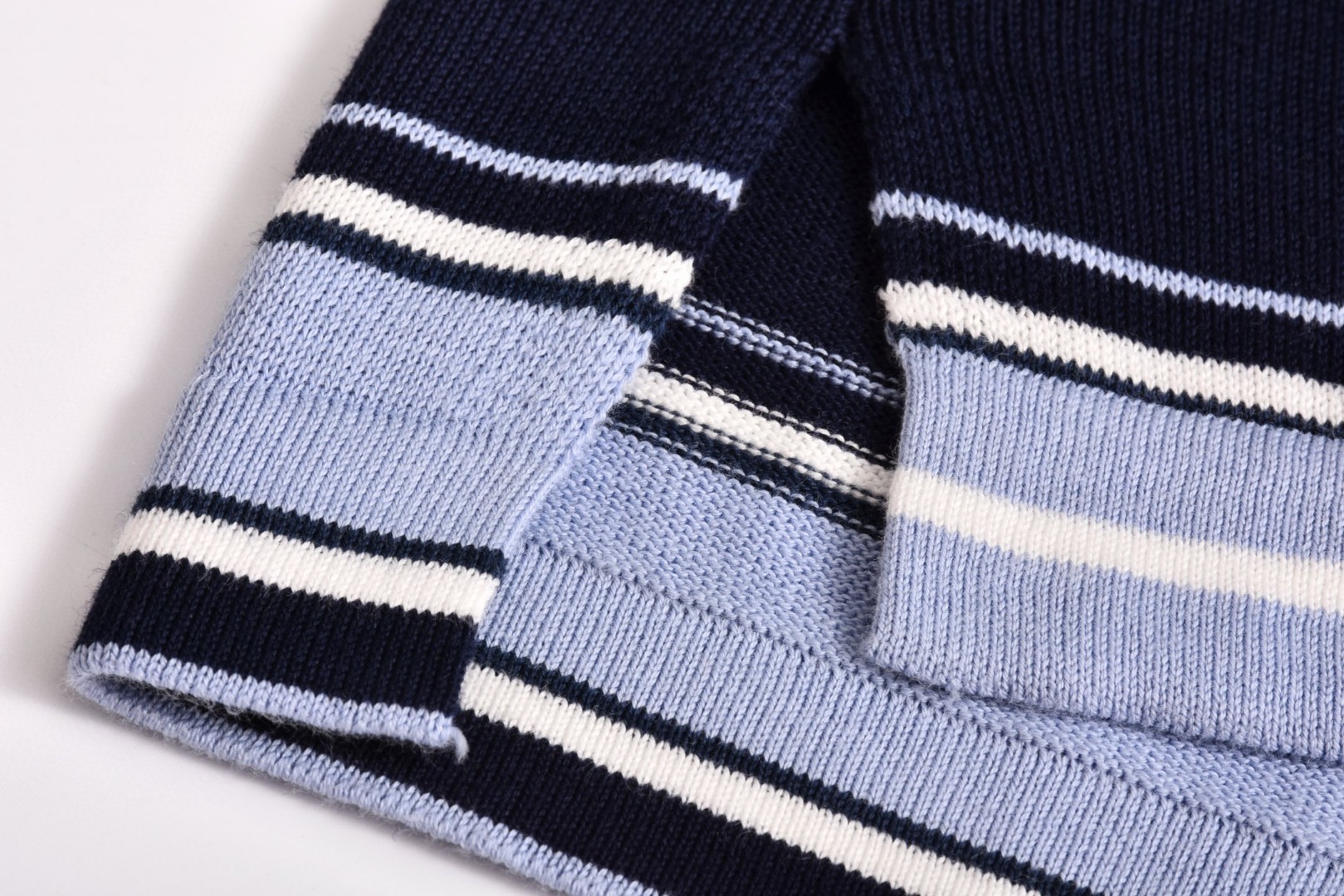 DIOR 迪奥 铃兰刺绣条纹针织polo衫 T恤 夏季 短袖 蓝色 B0 593M809A7015-C580