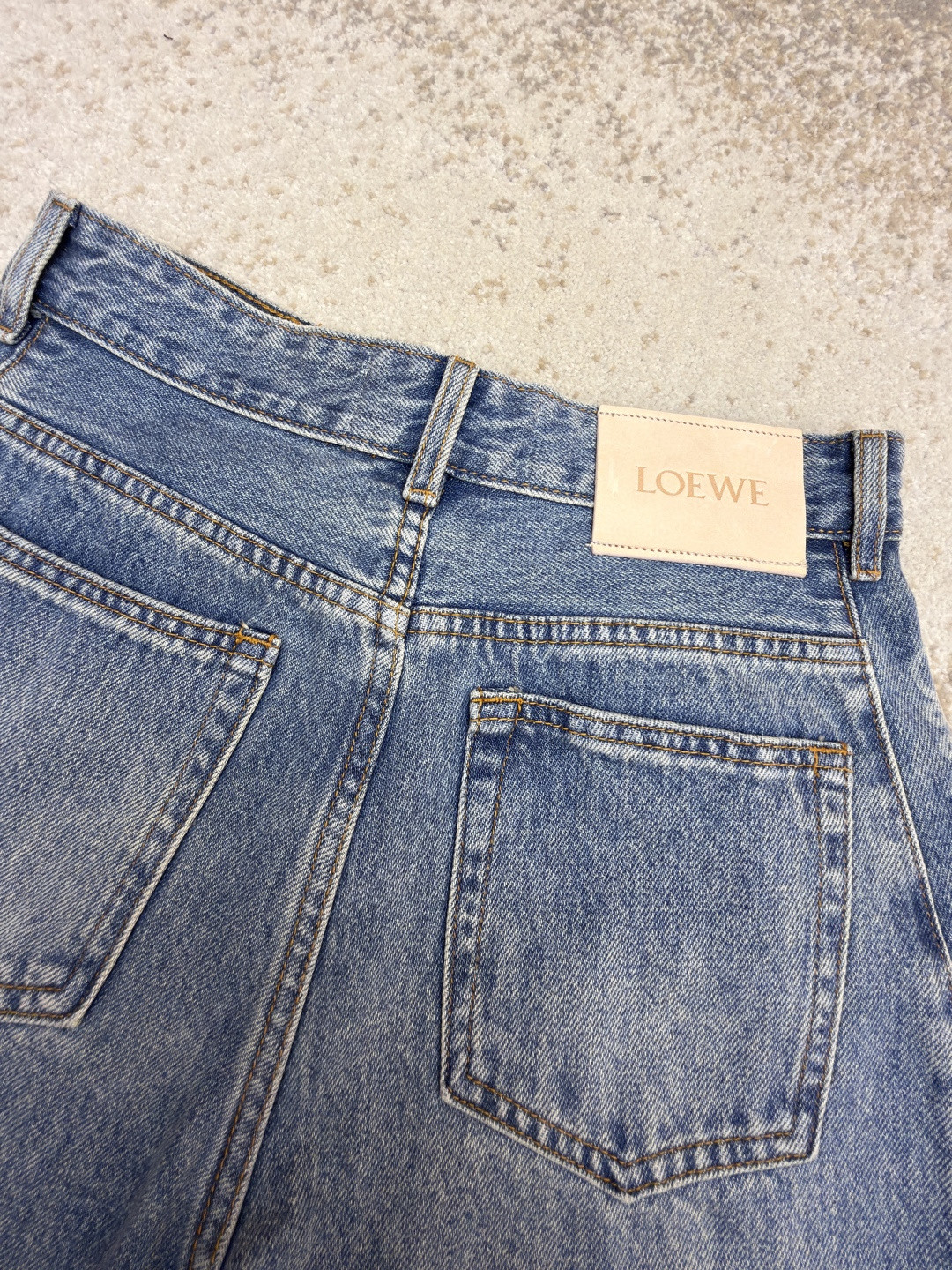 Loewe 罗意威 Anagram 锥形牛仔裤 长裤 裤子 弯刀裤 浅蓝色 深蓝色 B5 S359Y11XCM-6395