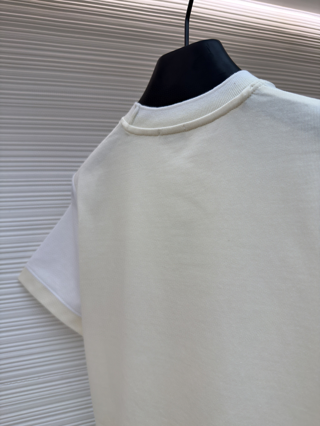 Loewe 罗意威 刺绣撞色圆领短袖 T恤 女款 夏款 绿色 米色 A0 S359Y22XA8-4160