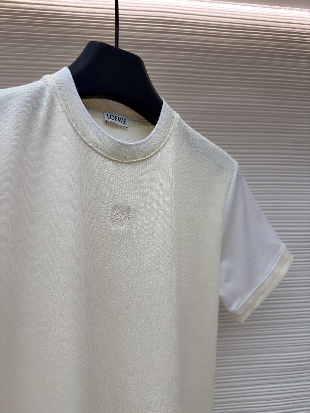 Loewe 罗意威 刺绣撞色圆领短袖 T恤 女款 夏款 绿色 米色 A0 S359Y22XA8-4160