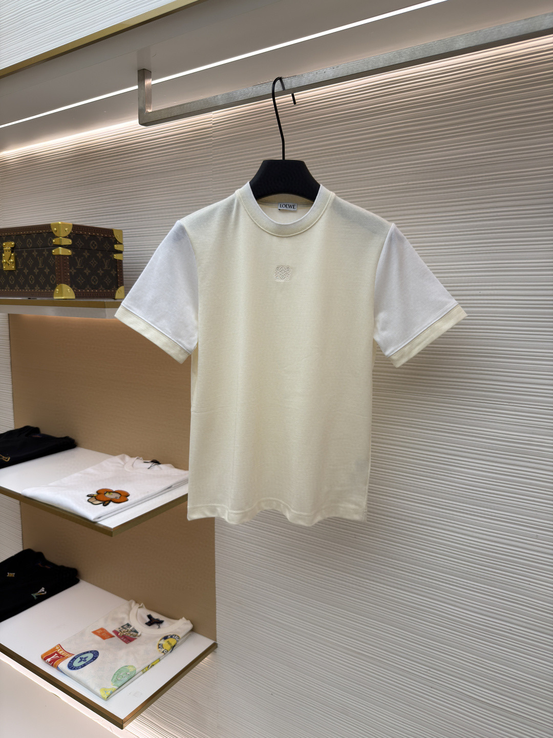 Loewe 罗意威 刺绣撞色圆领短袖 T恤 女款 夏款 绿色 米色 A0 S359Y22XA8-4160