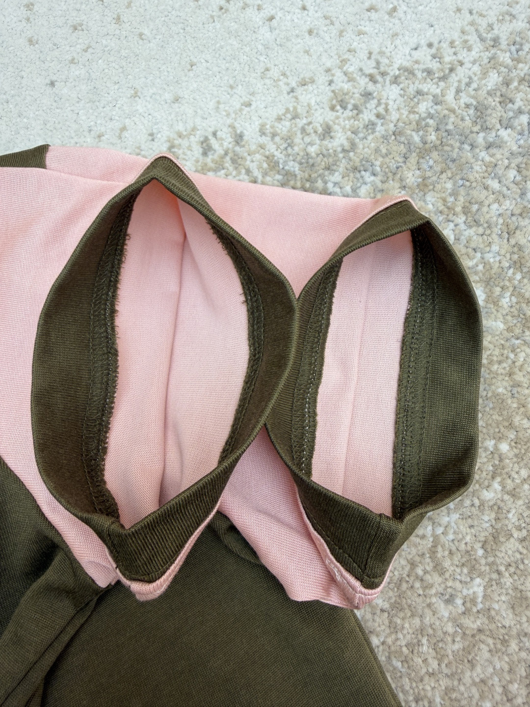 Loewe 罗意威 刺绣撞色圆领短袖 T恤 女款 夏款 绿色 米色 A0 S359Y22XA8-4160