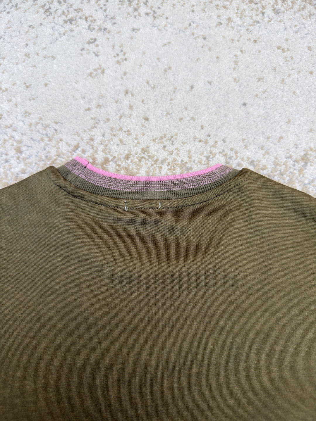 Loewe 罗意威 刺绣撞色圆领短袖 T恤 女款 夏款 绿色 米色 A0 S359Y22XA8-4160