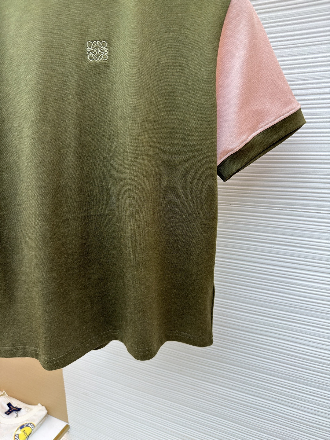 Loewe 罗意威 刺绣撞色圆领短袖 T恤 女款 夏款 绿色 米色 A0 S359Y22XA8-4160