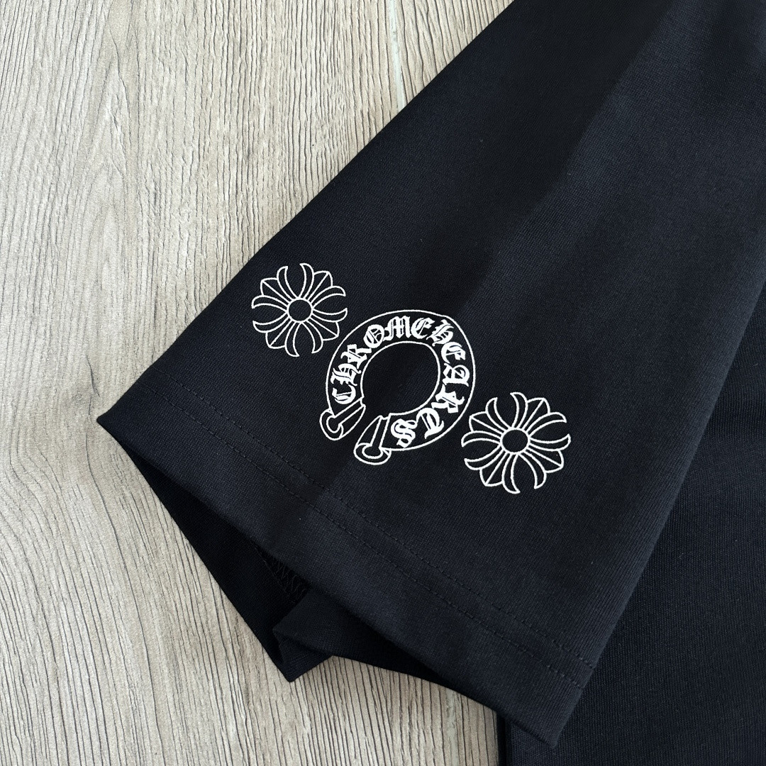Chrome Hearts CH 克罗心 紫色宝剑匕首满背字母圆领短袖 T恤 白色 黑色 A0  