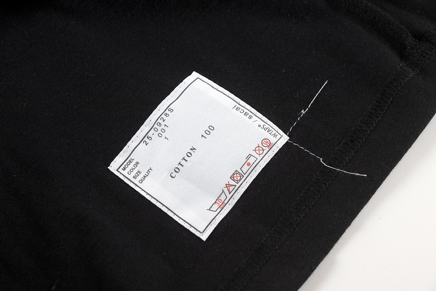 WTAPS Sacai 联名款 口袋圆领短袖 T恤 白色 黑色 A0  
