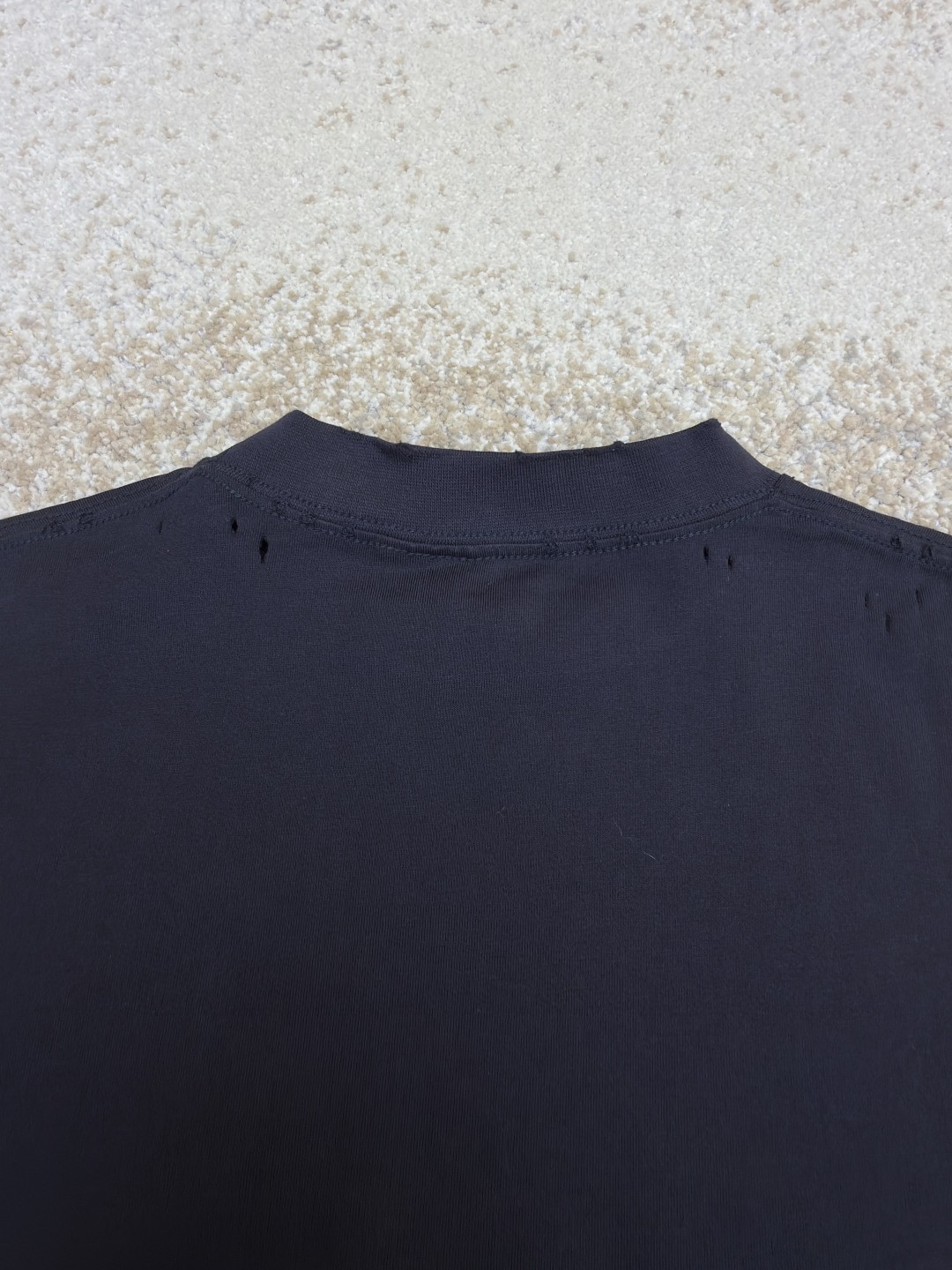 Balenciaga 巴黎世家 裂纹字母印花短袖 T恤 圆领 夏季 黑灰色 A0 764235TUVK81000