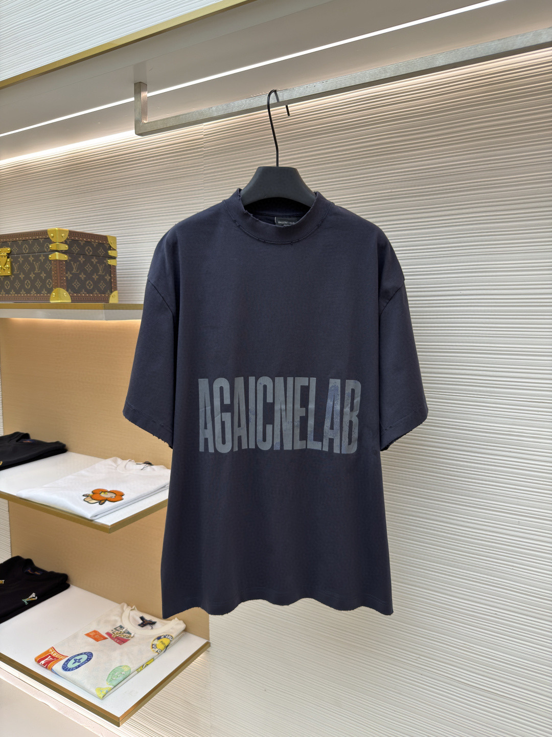 Balenciaga 巴黎世家 裂纹字母印花短袖 T恤 圆领 夏季 黑灰色 A0 764235TUVK81000