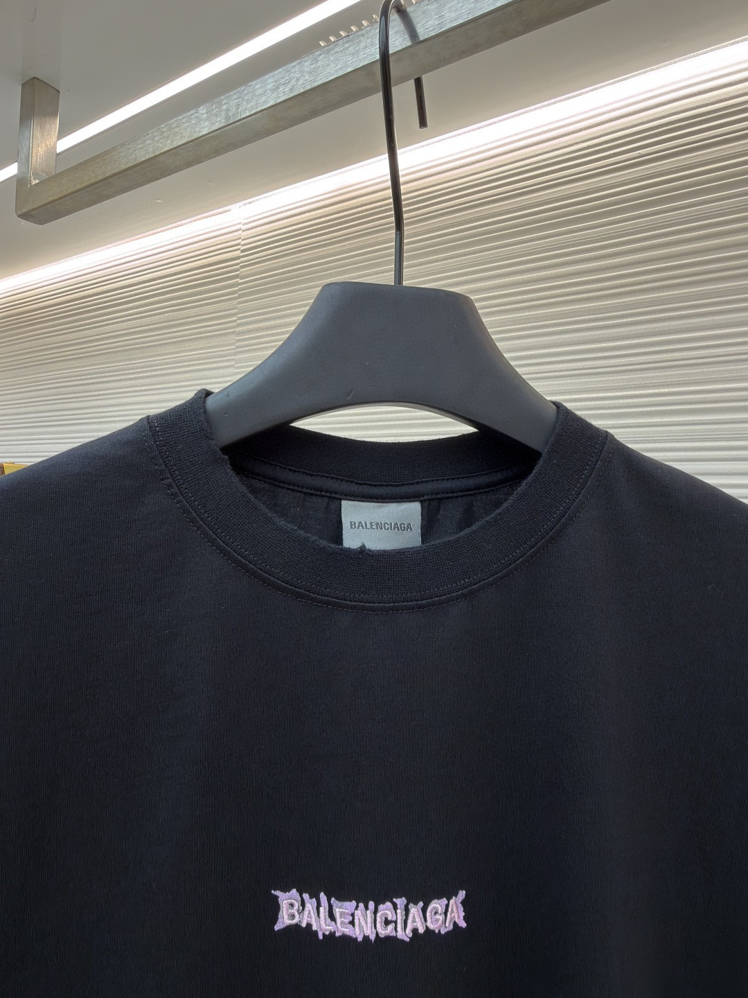 Balenciaga 巴黎世家 粉色印绣短袖 T恤 圆领 夏季 黑色 A0 764235TUVK81000