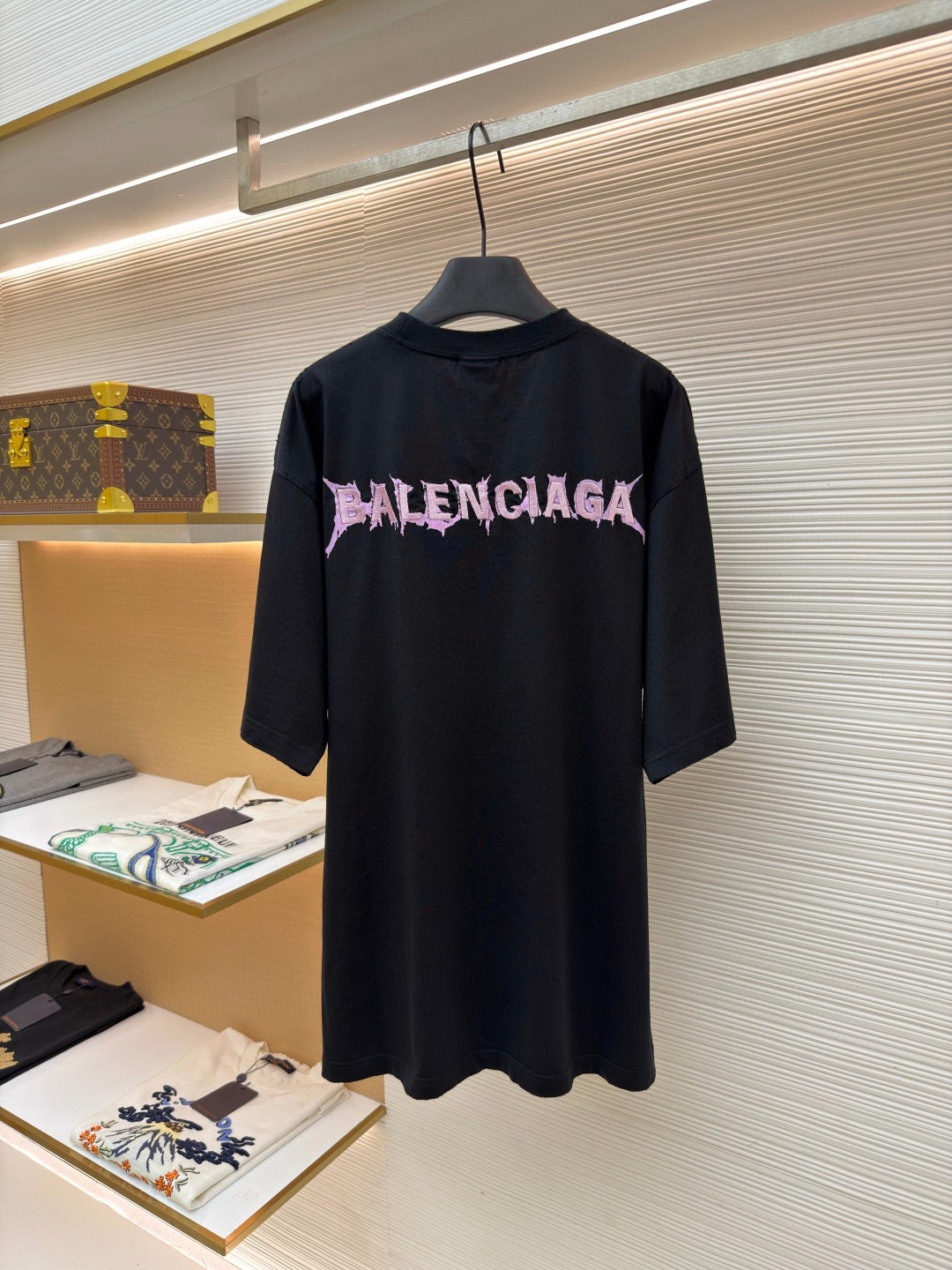 Balenciaga 巴黎世家 粉色印绣短袖 T恤 圆领 夏季 黑色 A0 764235TUVK81000