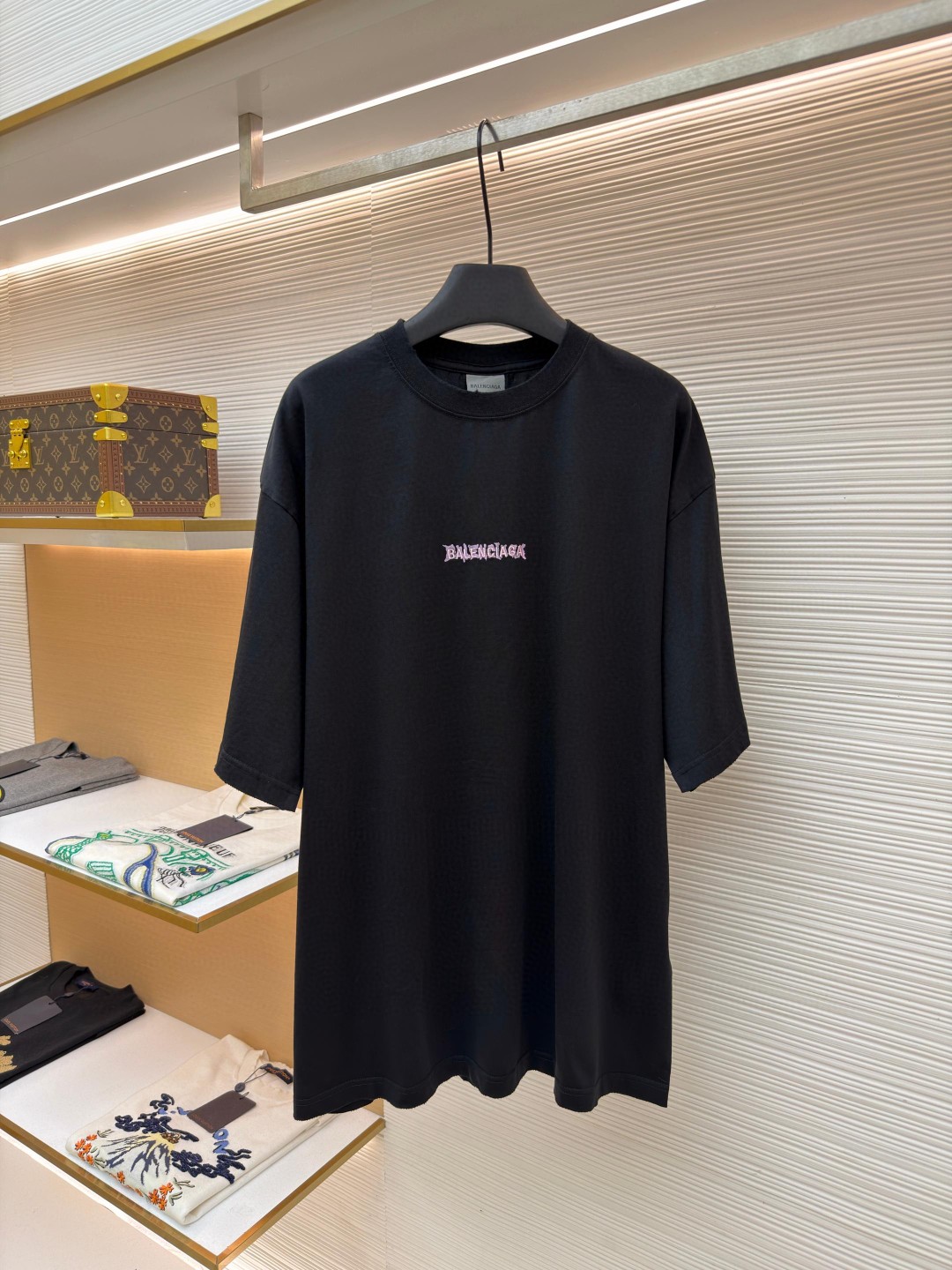 Balenciaga 巴黎世家 粉色印绣短袖 T恤 圆领 夏季 黑色 A0 764235TUVK81000