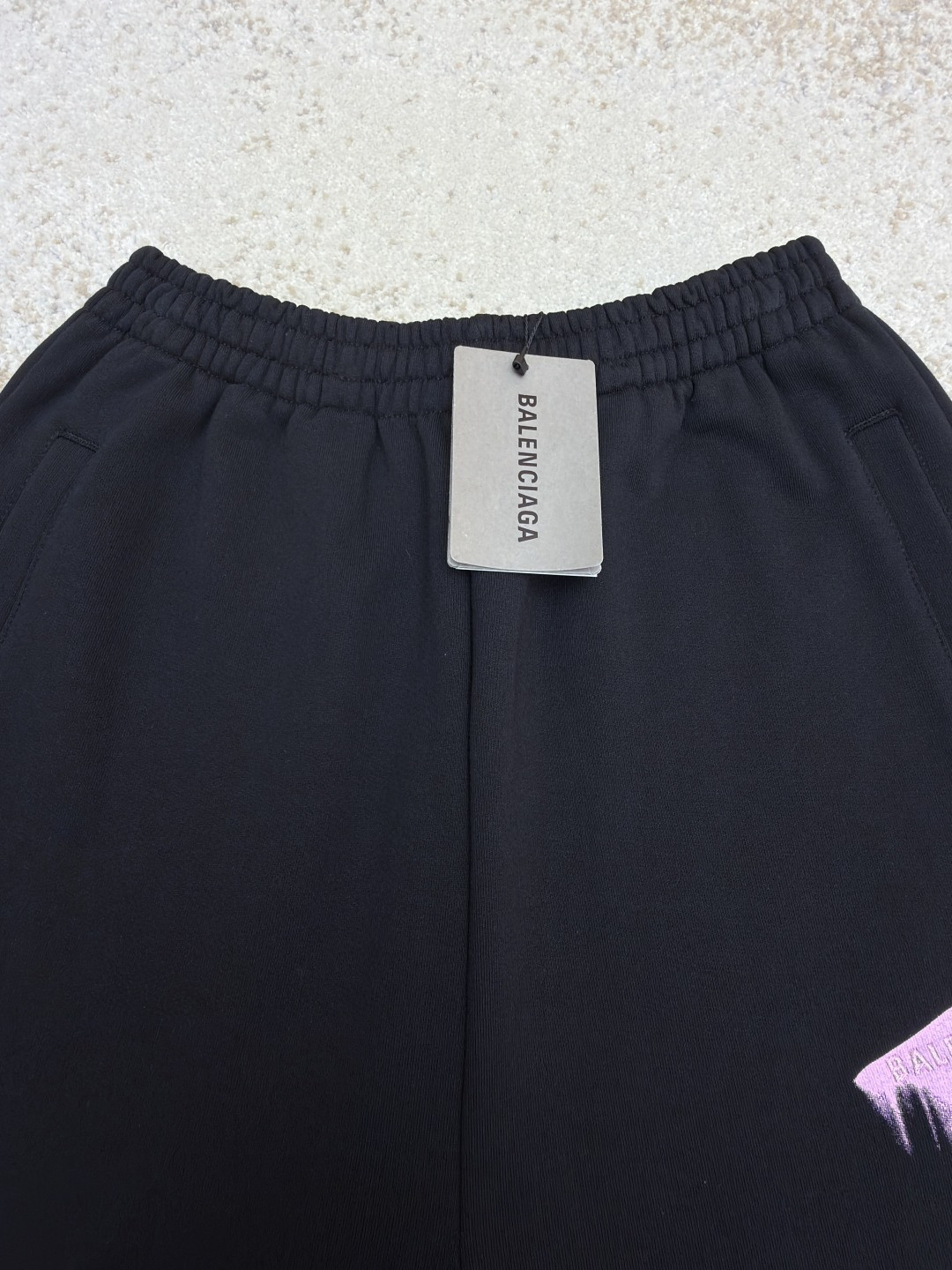 Balenciaga 巴黎世家 液化印绣松紧腰卫裤 休闲裤 运动裤 长裤 裤子 黑色 B0 740028TUVJ91000