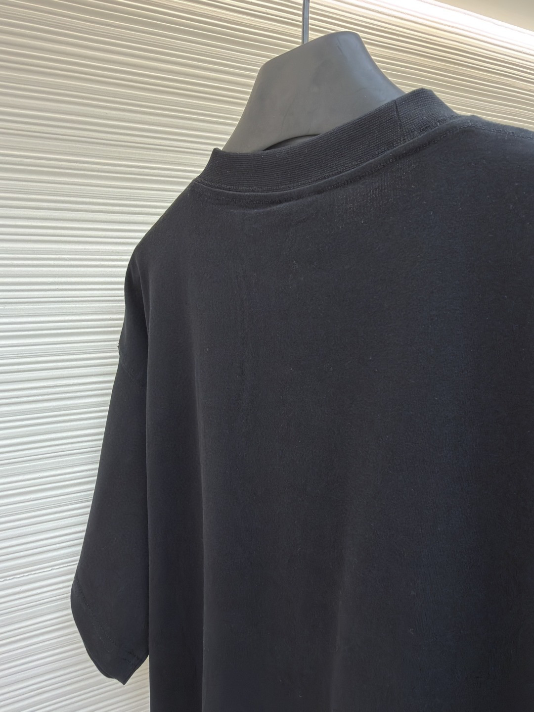 Balenciaga 巴黎世家 液化印绣短袖 T恤 圆领 夏季 黑色 A0 850345TUVJ81000